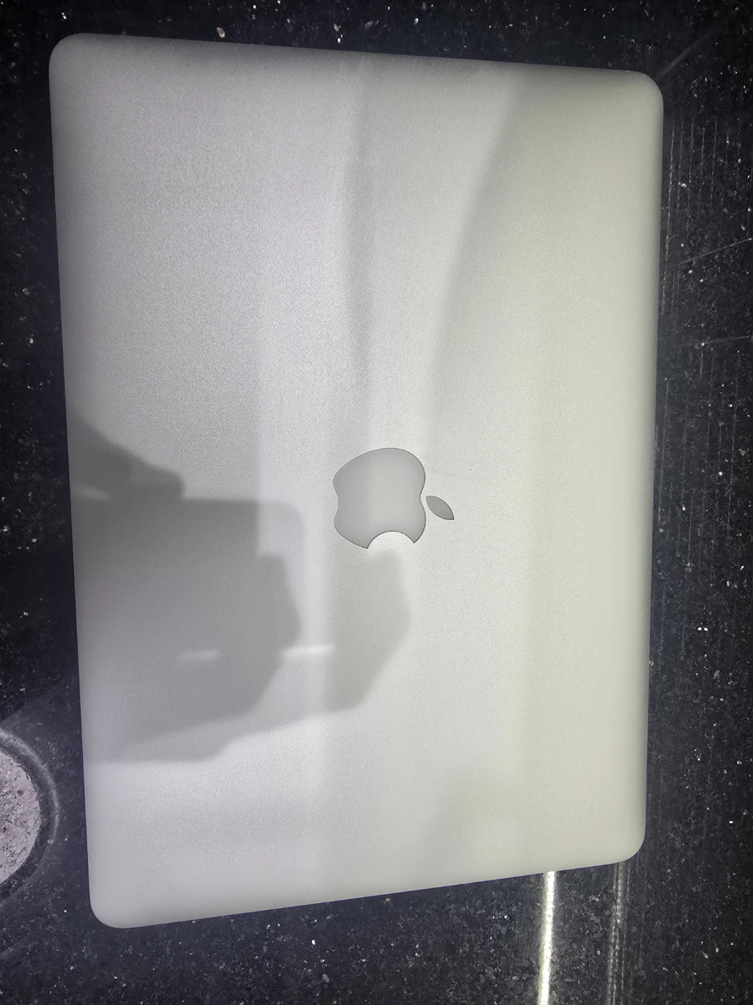 Apple MacBook Air 13-inch Laptop (2017) - photo 2