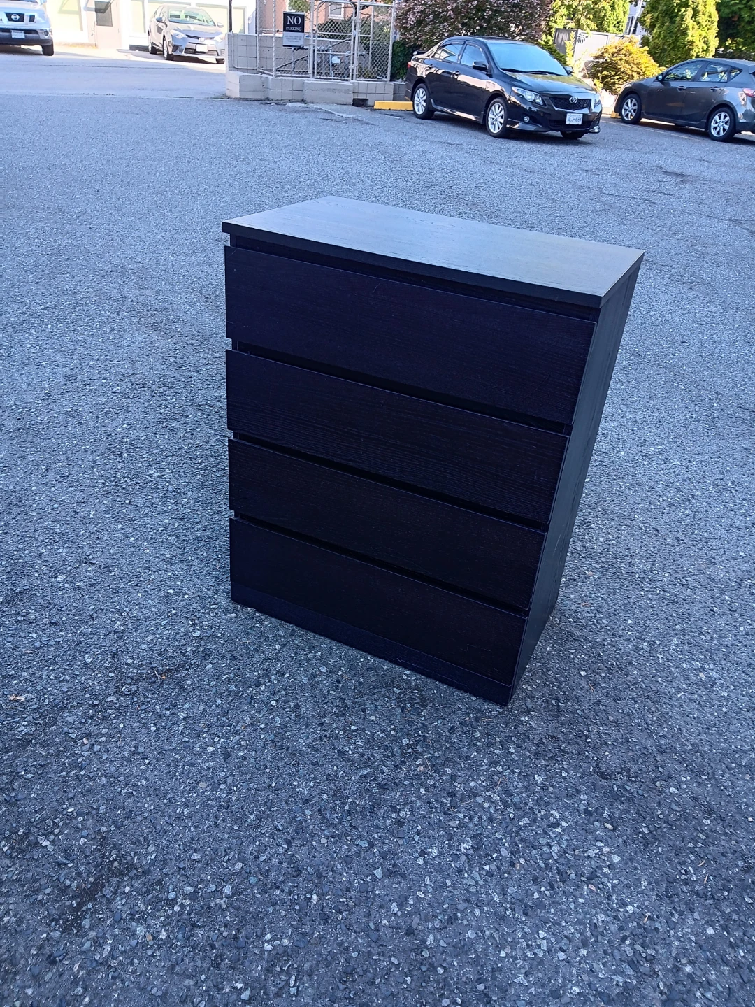Black 4-Drawer Dresser