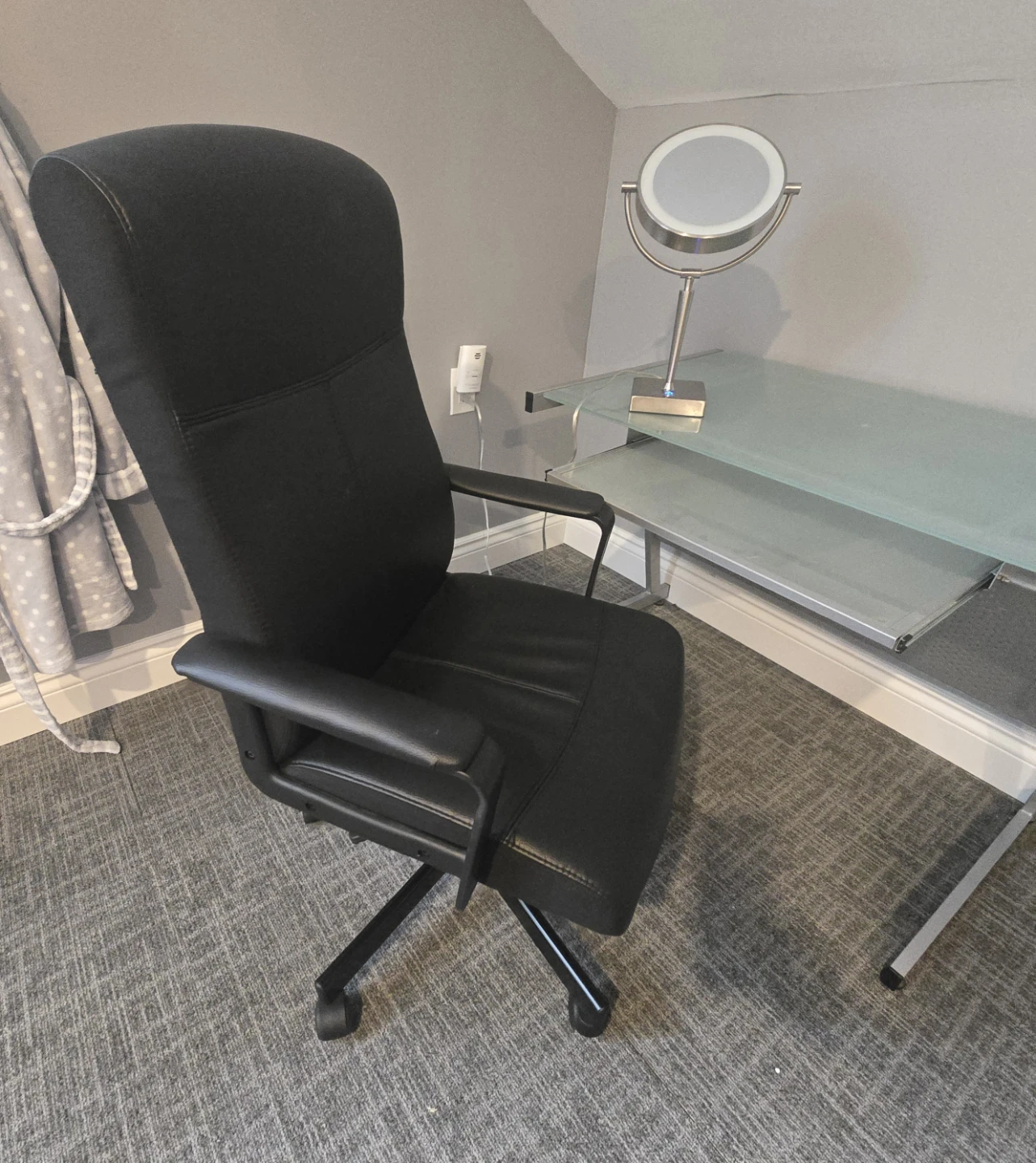 Black Office Chair