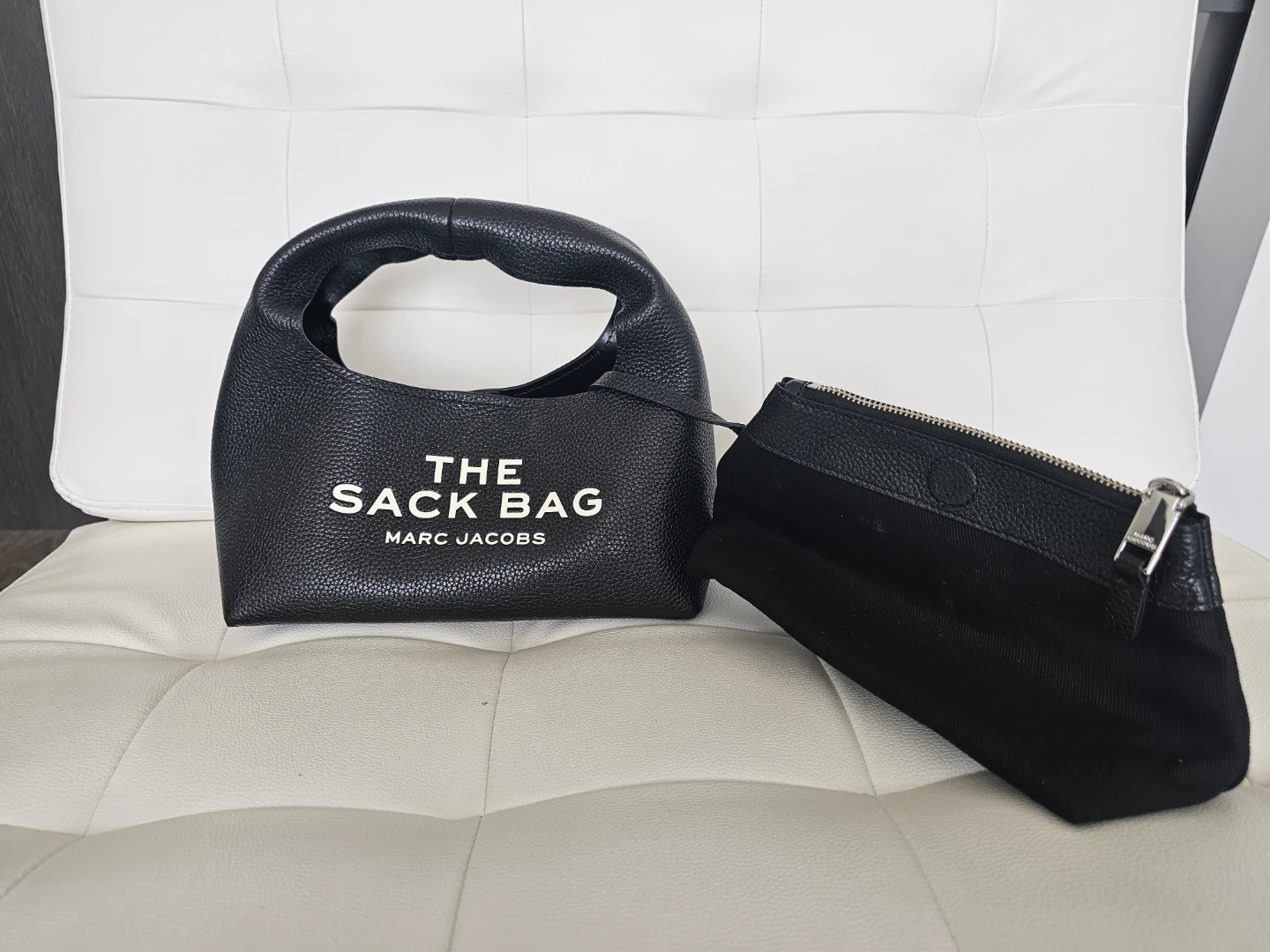 Authentic Marc Jacobs The Sack Bag Black Leather