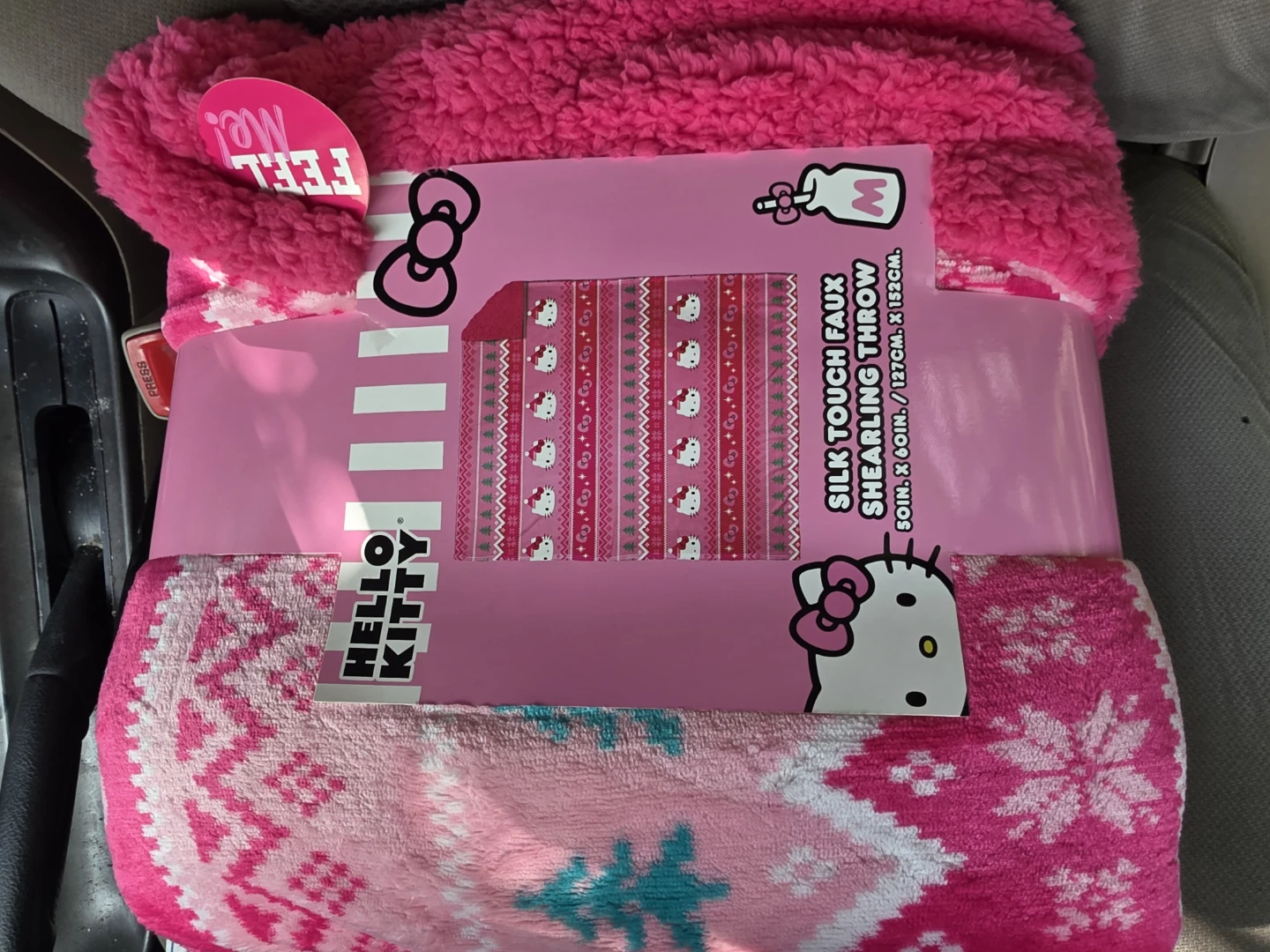 Hello Kitty "Feel The Hug" Plush Throw Blanket