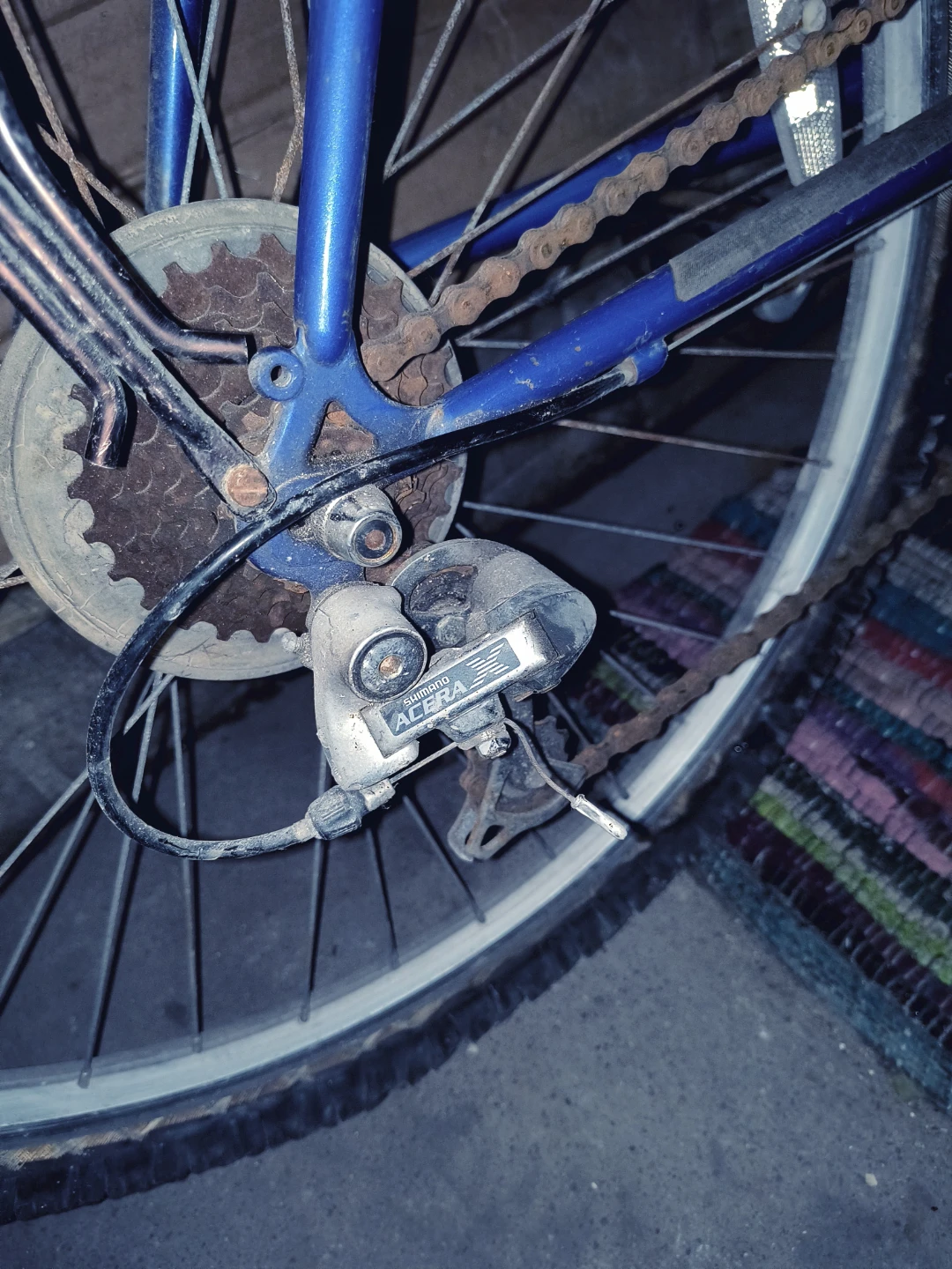 Specialized Hardrock Mountain Bike - photo 3