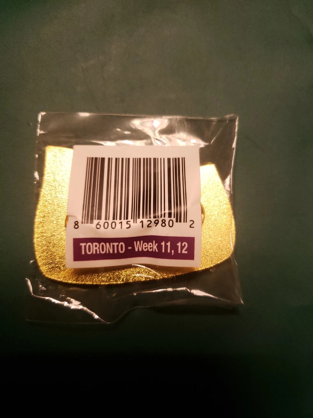 WORLD CUP 2026 TORONTO HOST CITY COCA-COLA BOTTLE 6-PIN SET - photo 2