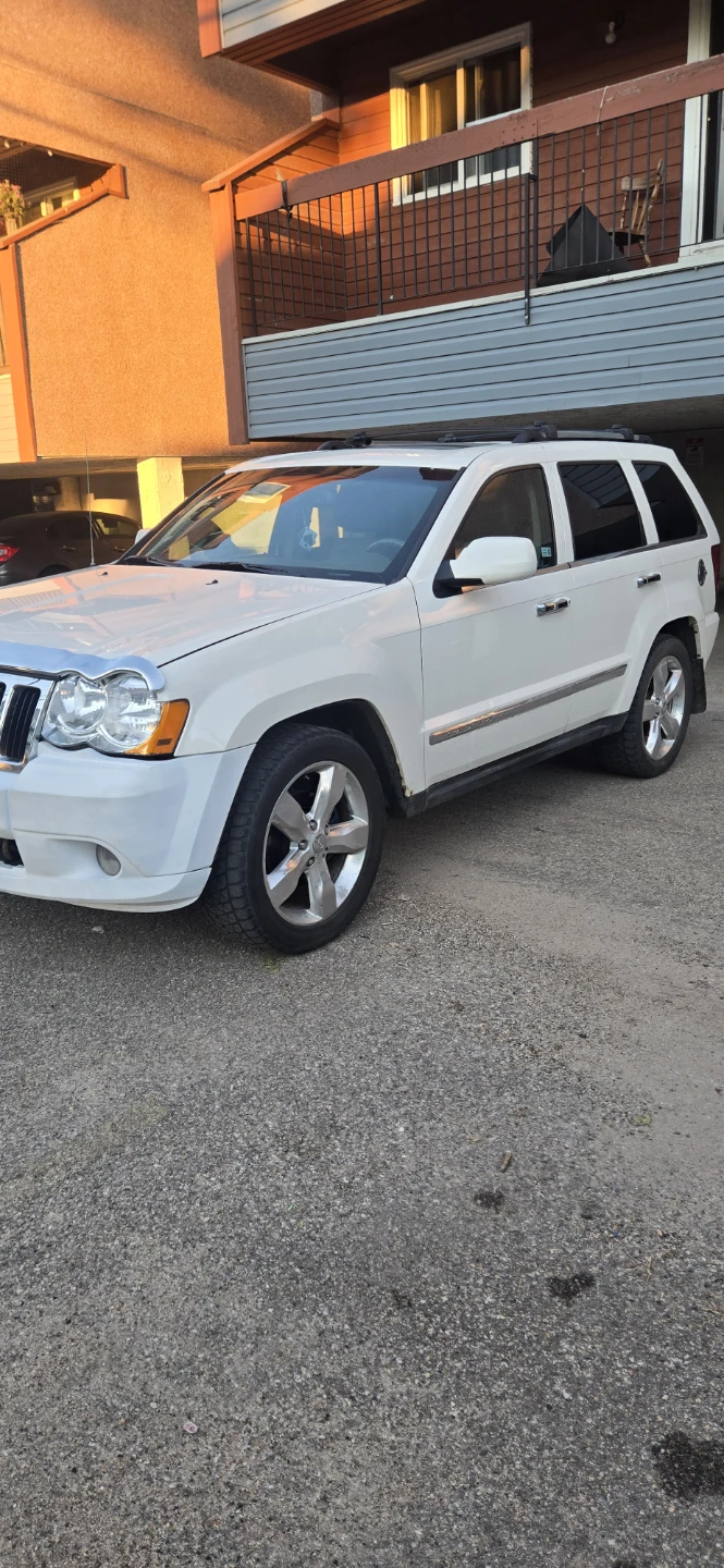 White Jeep Grand Cherokee Limited - photo 2