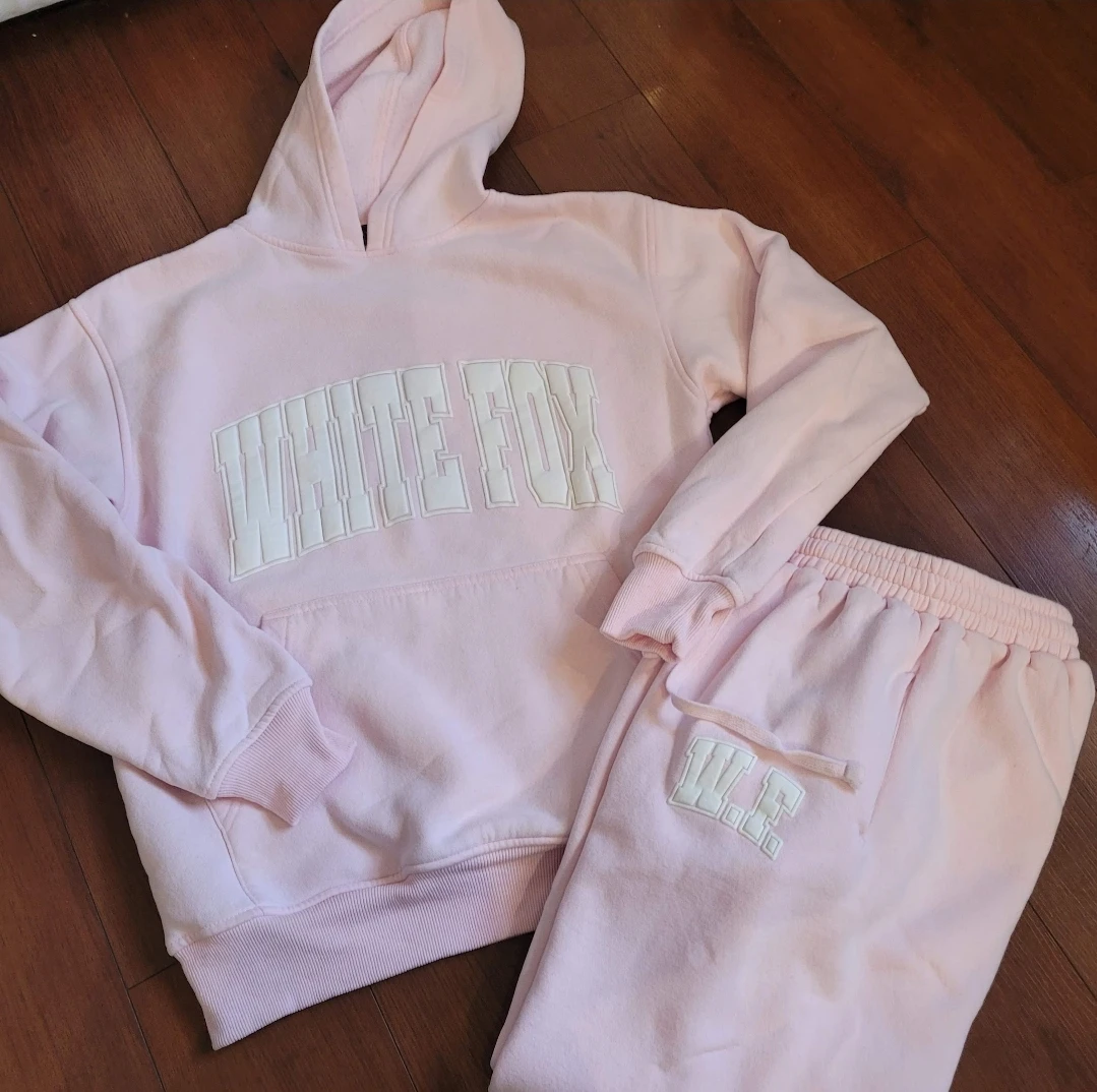 White Fox Pink 2 Piece Lounge Set – Hoodie & Joggers – XXS/XS - photo 2
