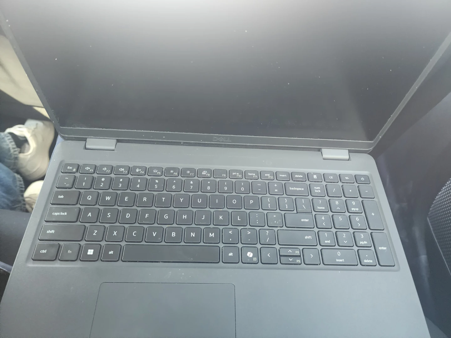Laptop - photo 2