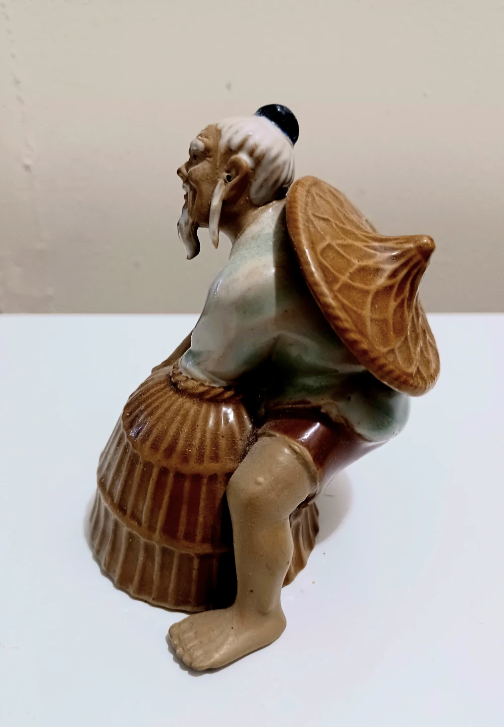 Vtg Handcrafted Mudman Fisherman Figurine - photo 2