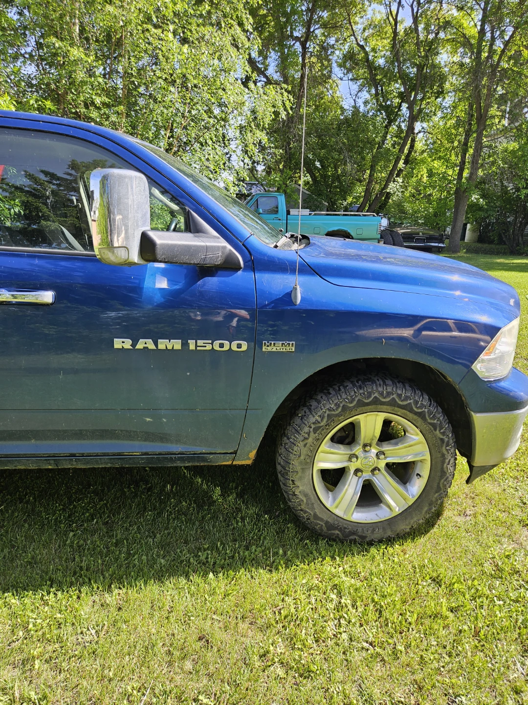 Blue Ram 1500 Hemi Pickup Truck - photo 5