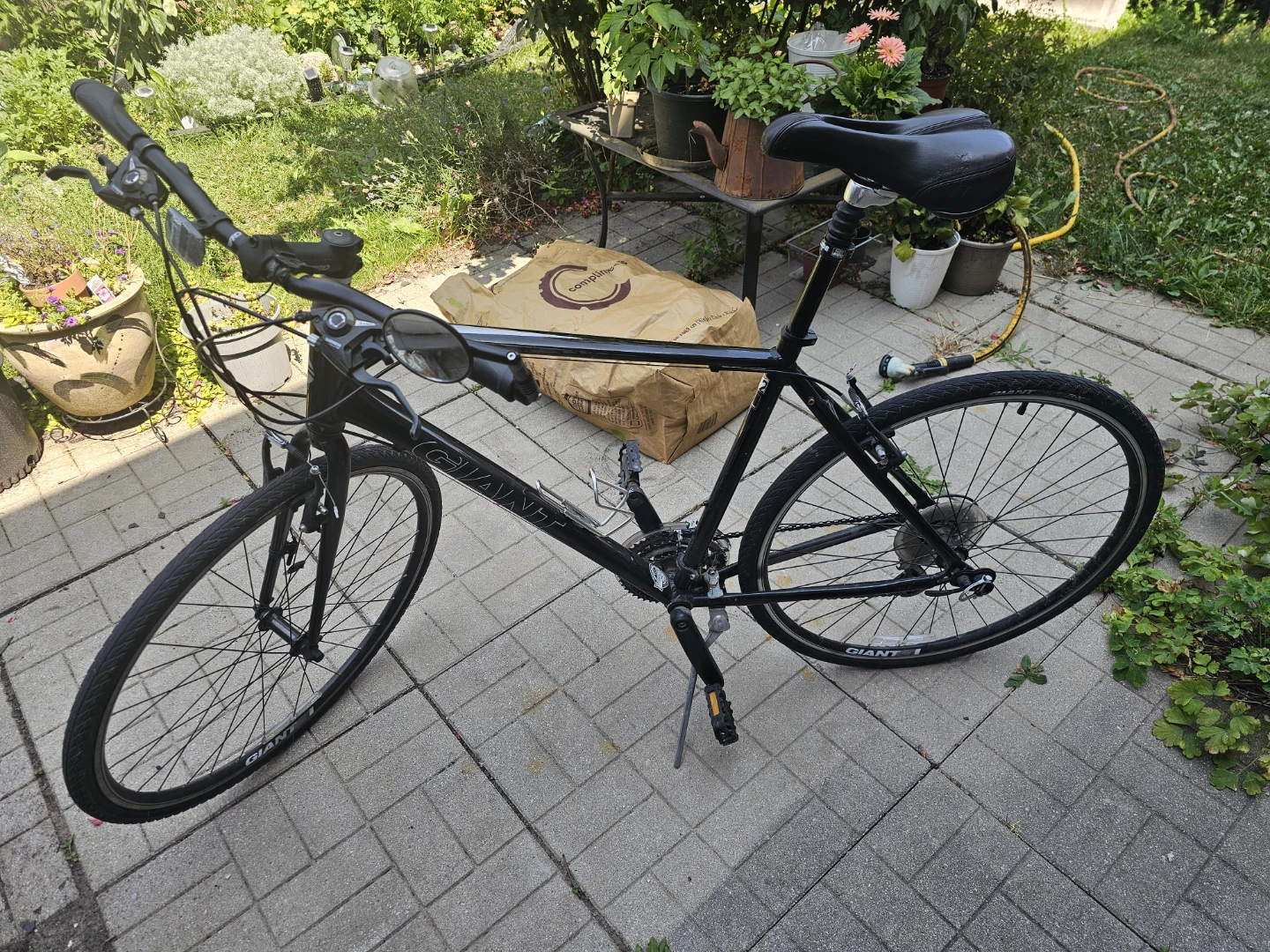 Giant Escape 2 Bicycle