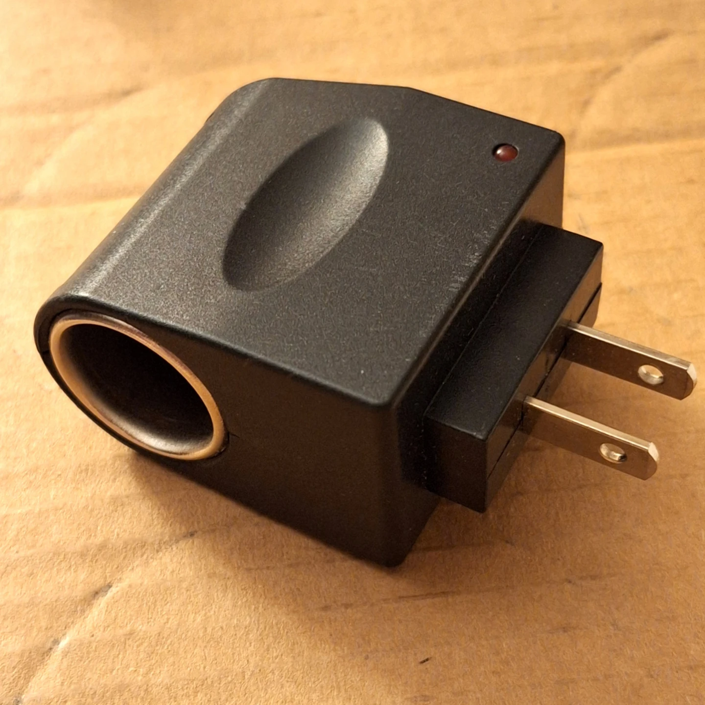 AC to DC 12v Power Adapter, new. - photo 2