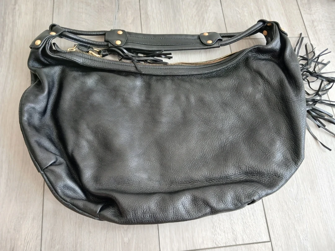 Salvatore Ferragamo Black Leather Hobo Bag - photo 2