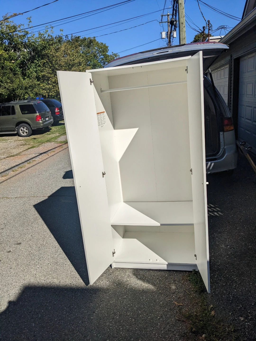 Wardrobe Ikea 69x32x20 inches  delivery available - photo 2