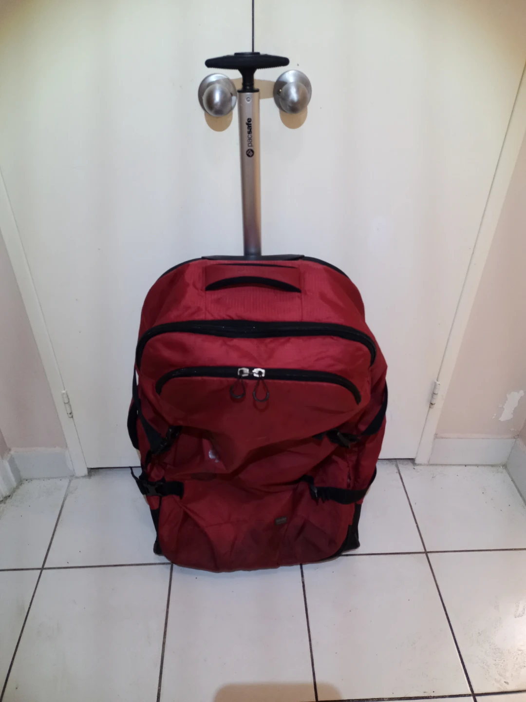 Pacsafe Duffle Bag With Wheels & Extendable Handle