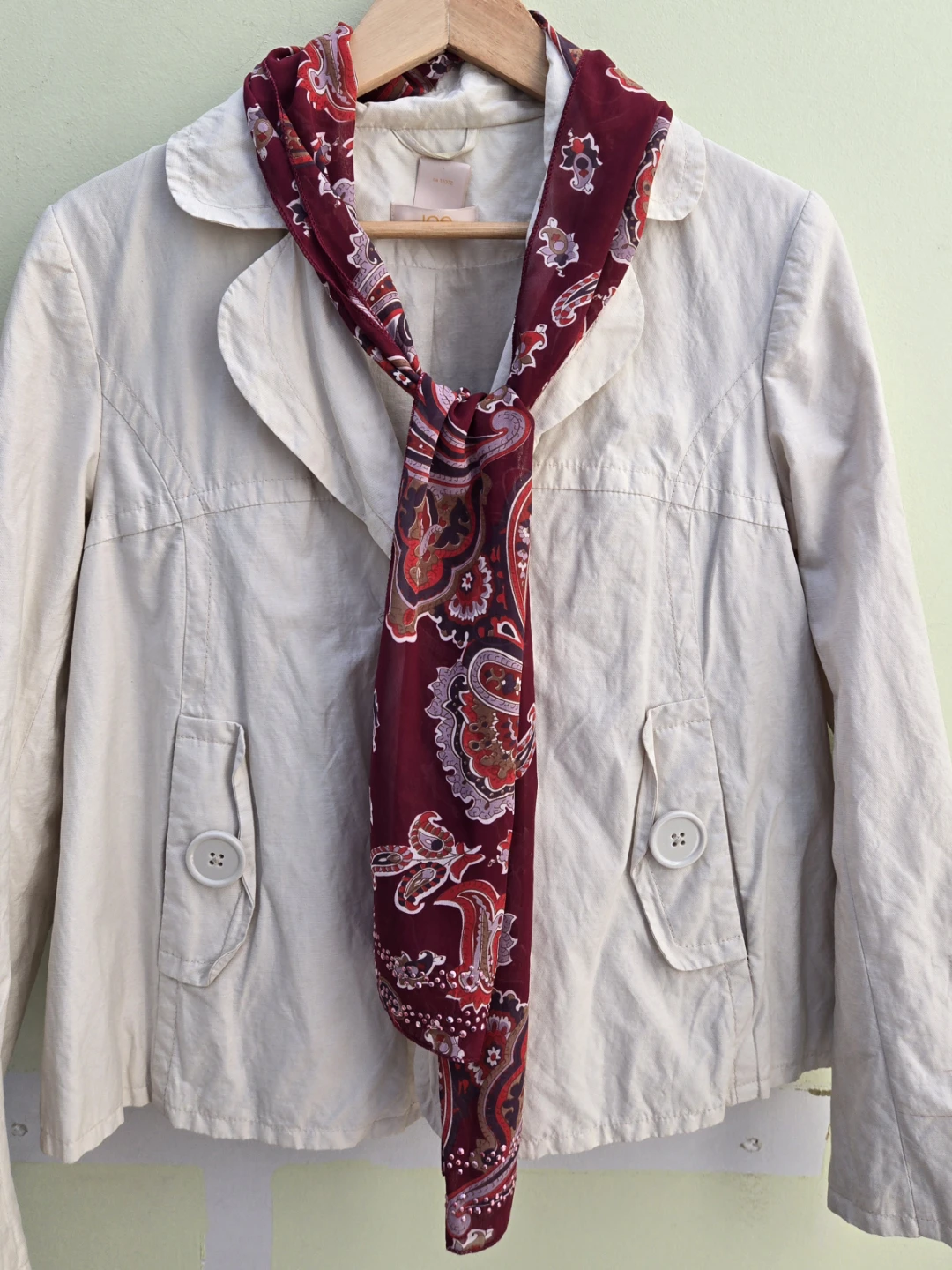 Women's burgundy  patterned scarf - photo 5