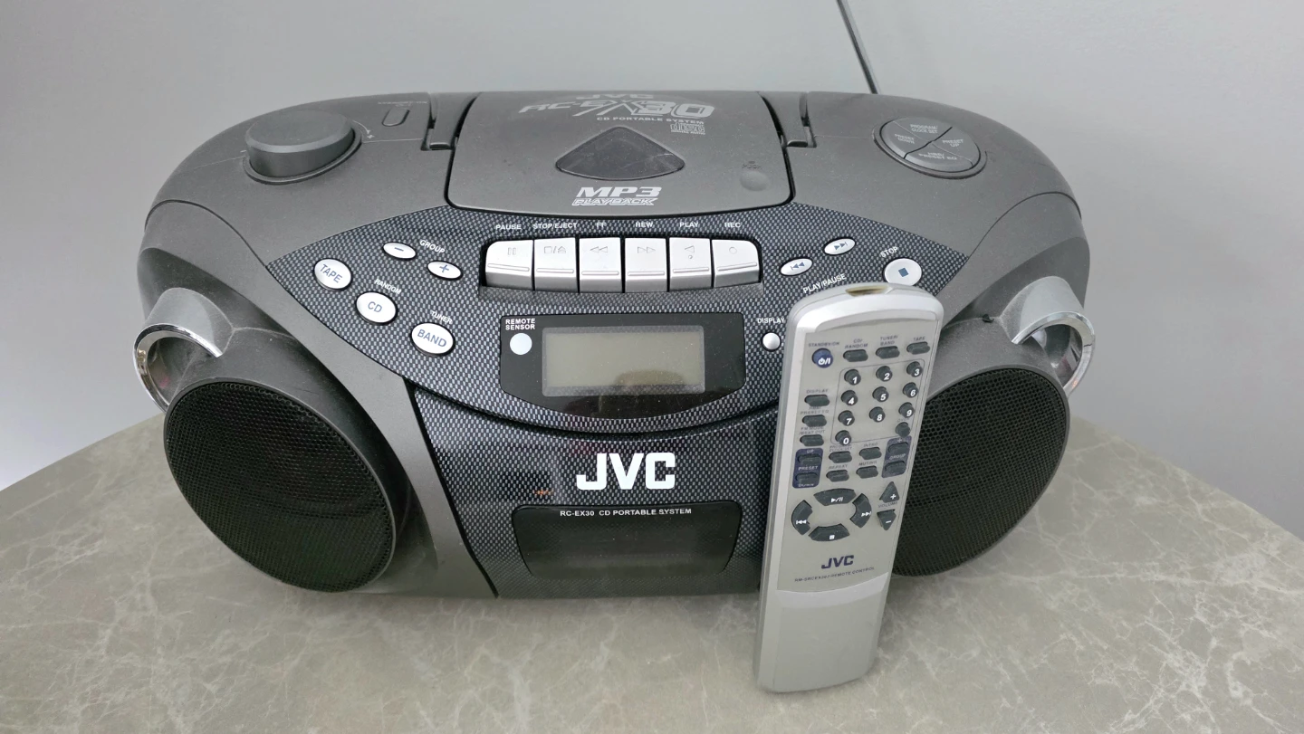 JVC RC-EX30 CD Portable System Boombox with Remote