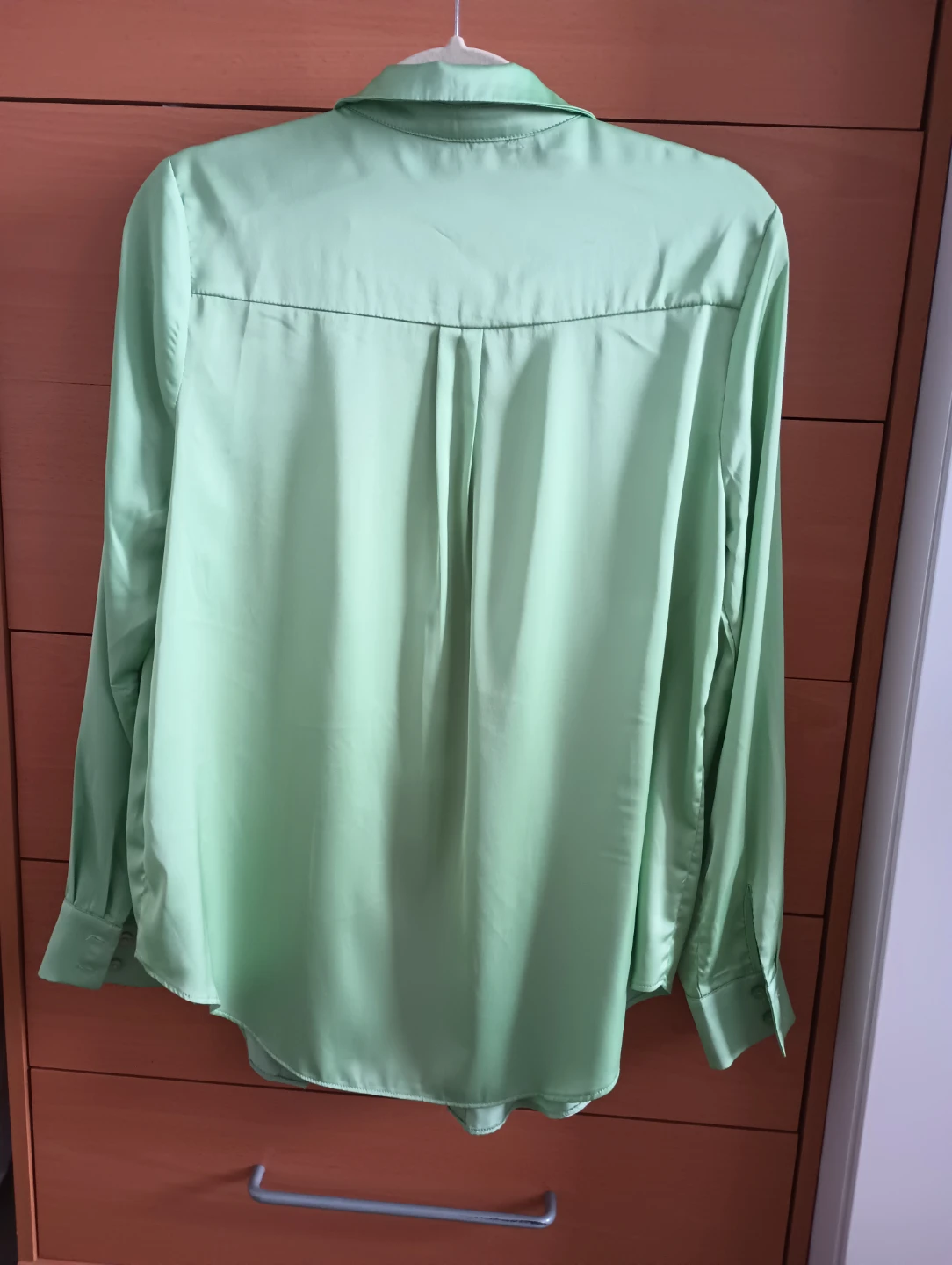 SUZY Green Satin Button-Up Shirt - photo 2