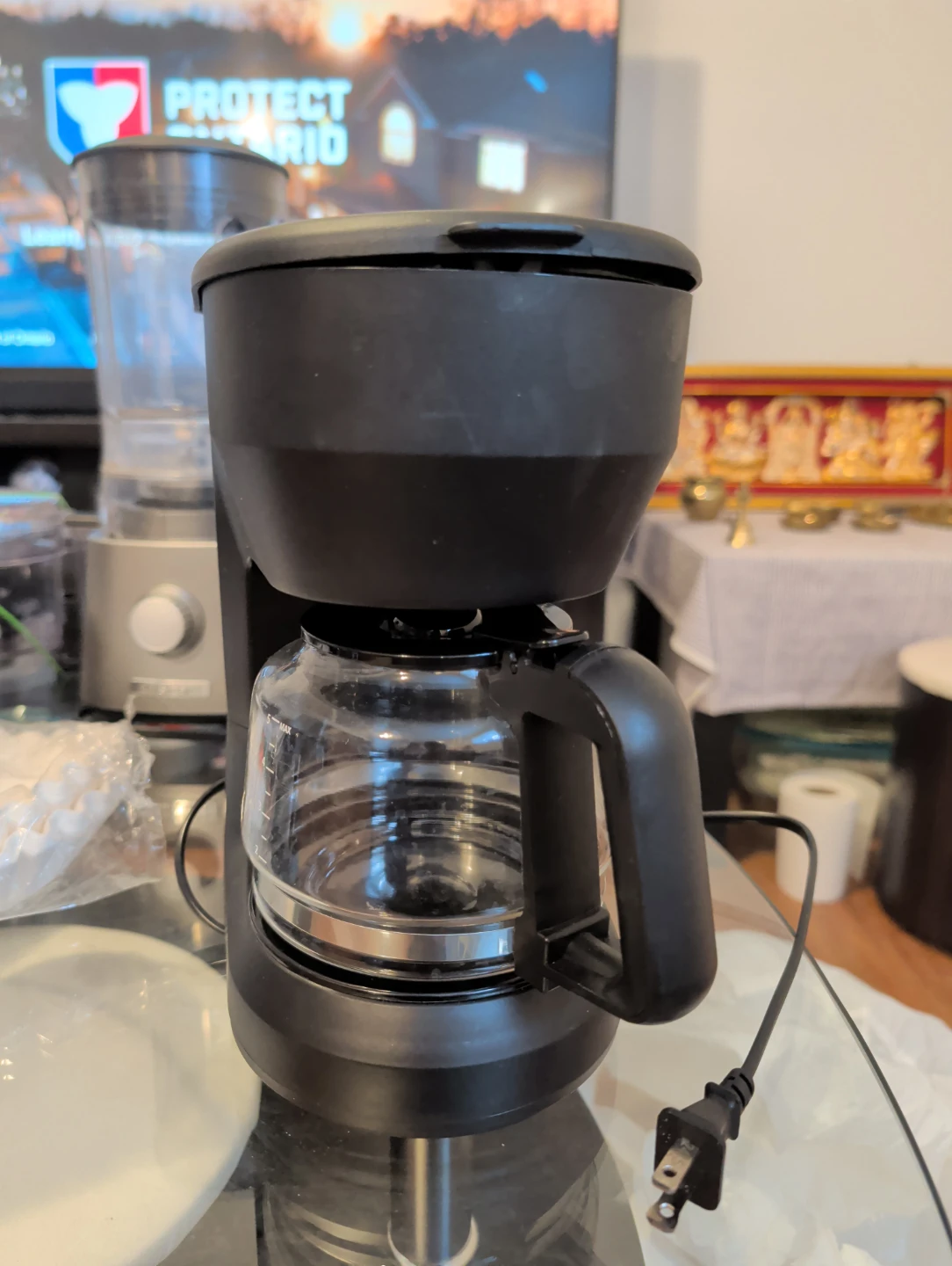 Black Coffee Maker - photo 2