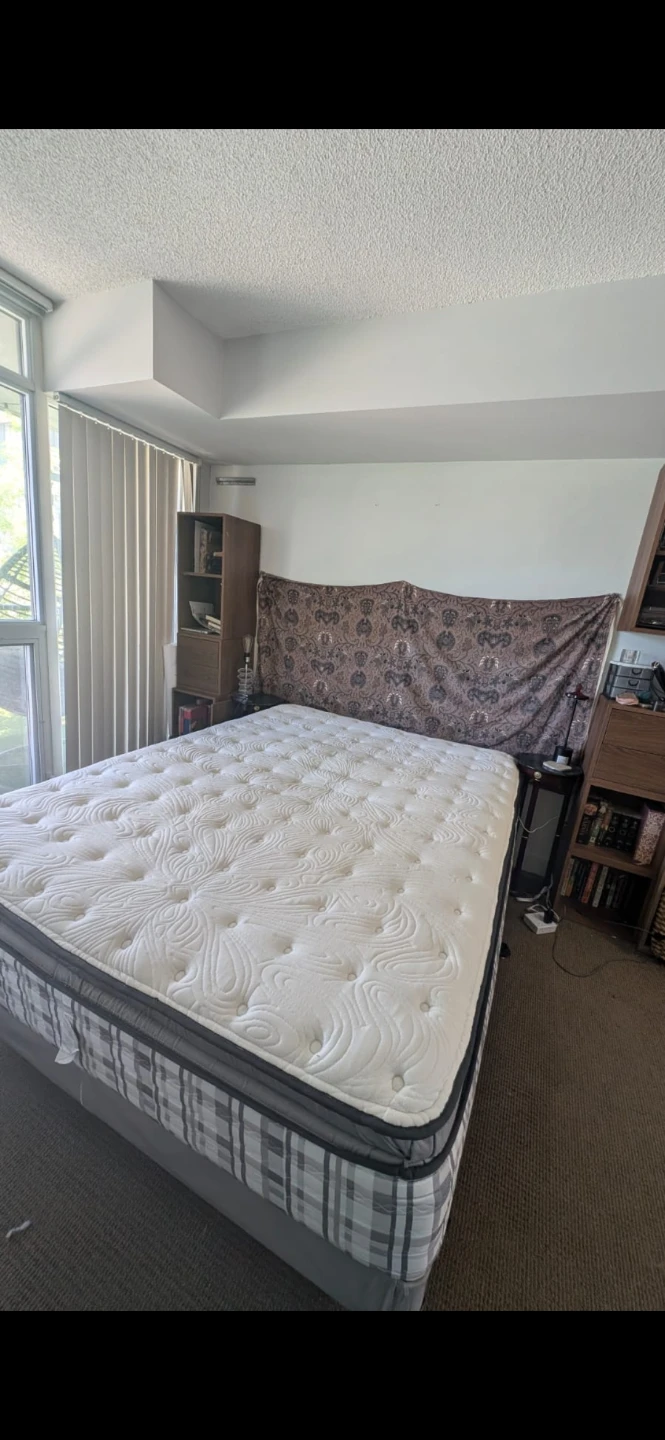 Queen Size Mattress - photo 2