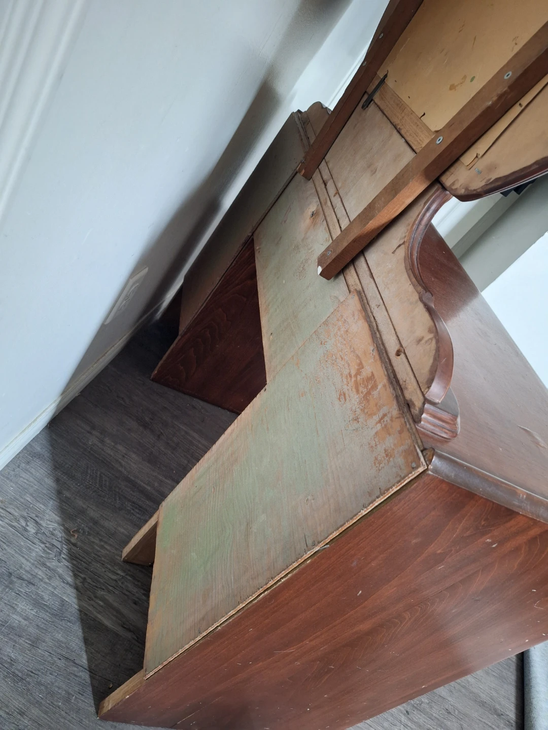 Vintage Vanity Desk with Mirror - photo 5