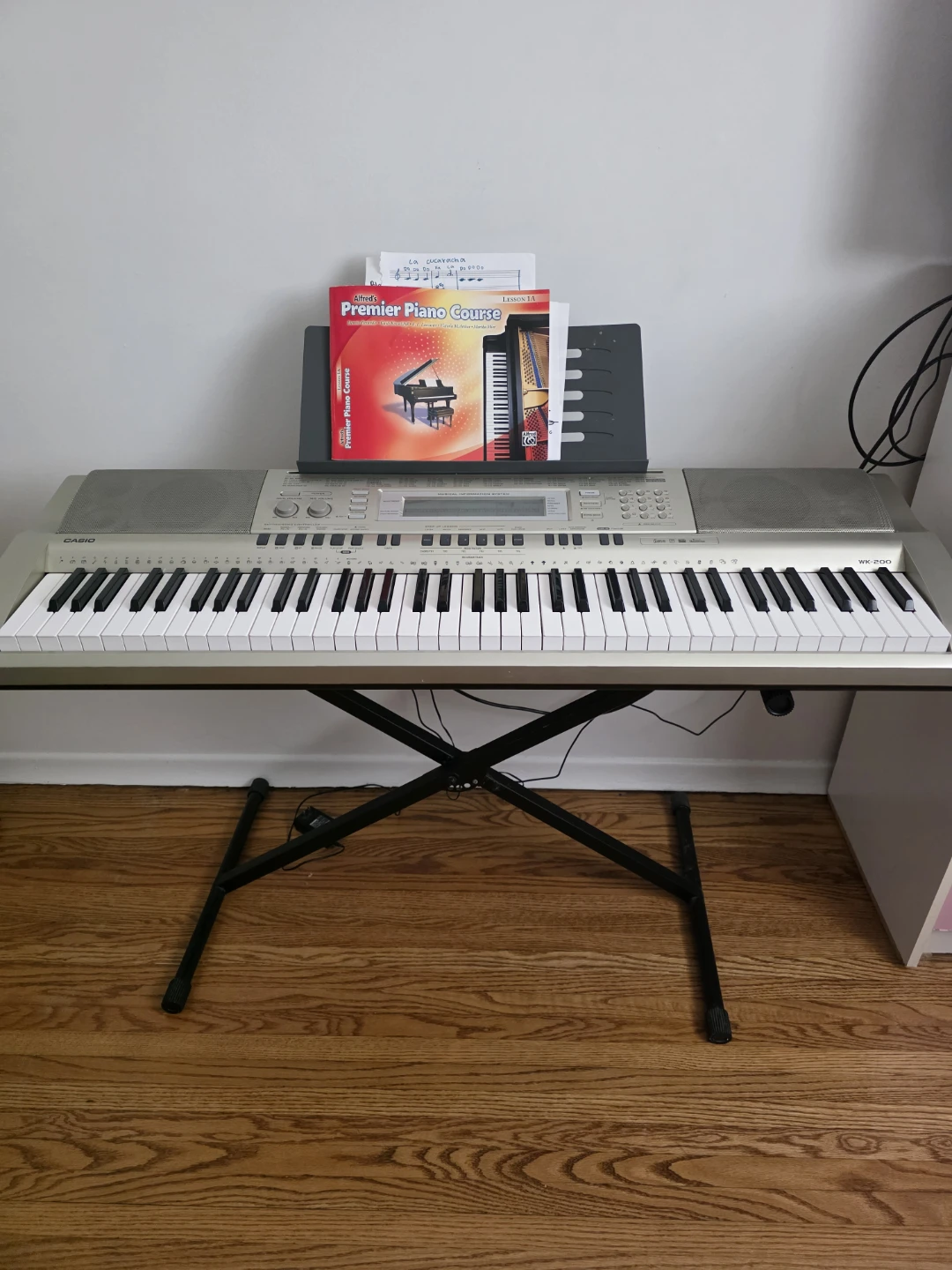 Casio WK-200 Digital Keyboard - photo 2
