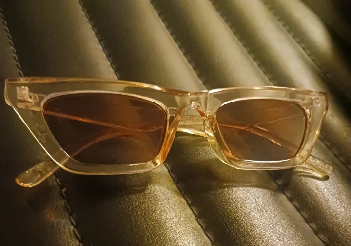 Cat-eye Sunglasses - photo 3
