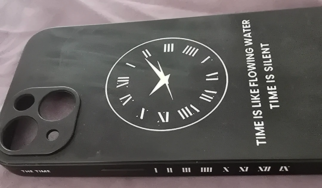 Black Phone Case with Clock Design - photo 2