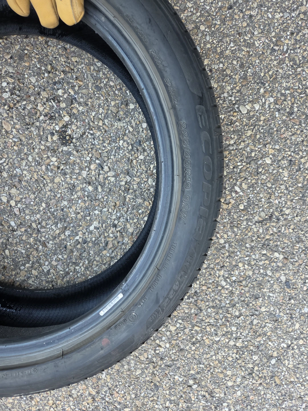 Bridgestone Ecopia 225/45R19 92W Tire - photo 4
