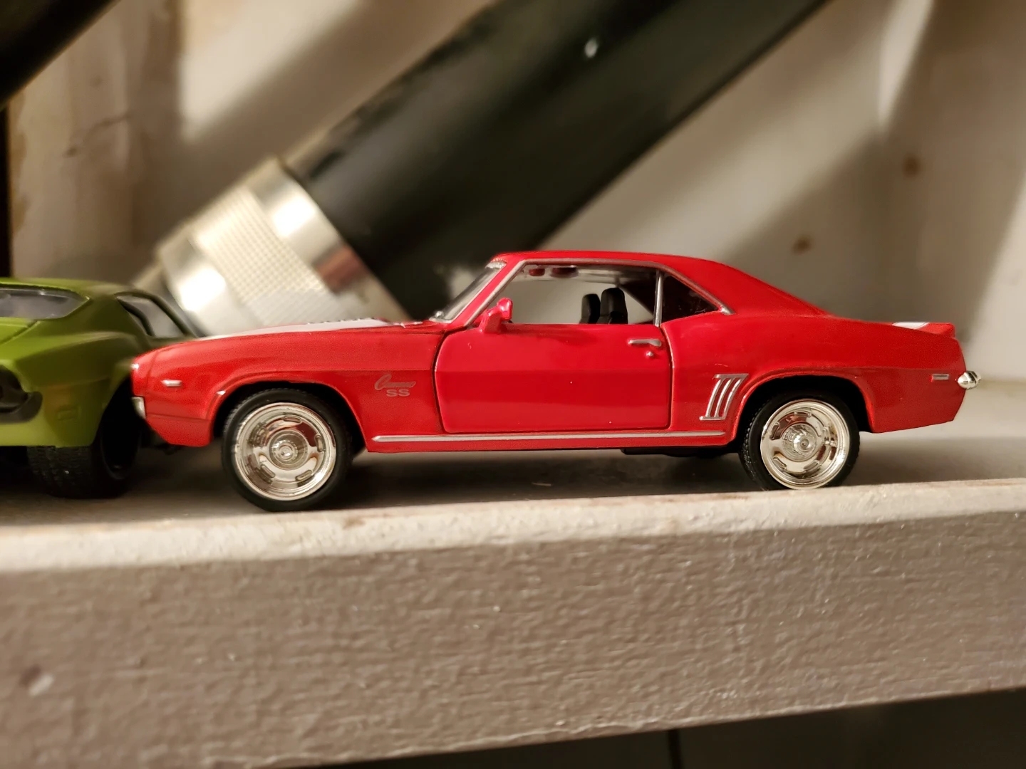 1/36 1969 Chevrolet Camaro SS Diecast Model Car