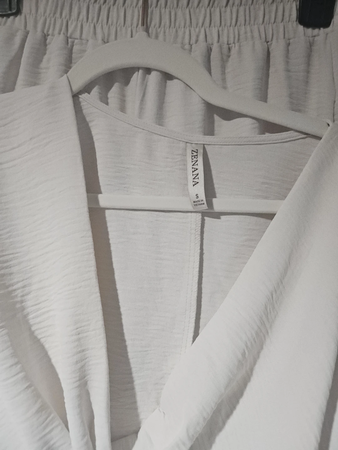 ZENANA White Textured Twist Front Top & Pants Set Size S - photo 4