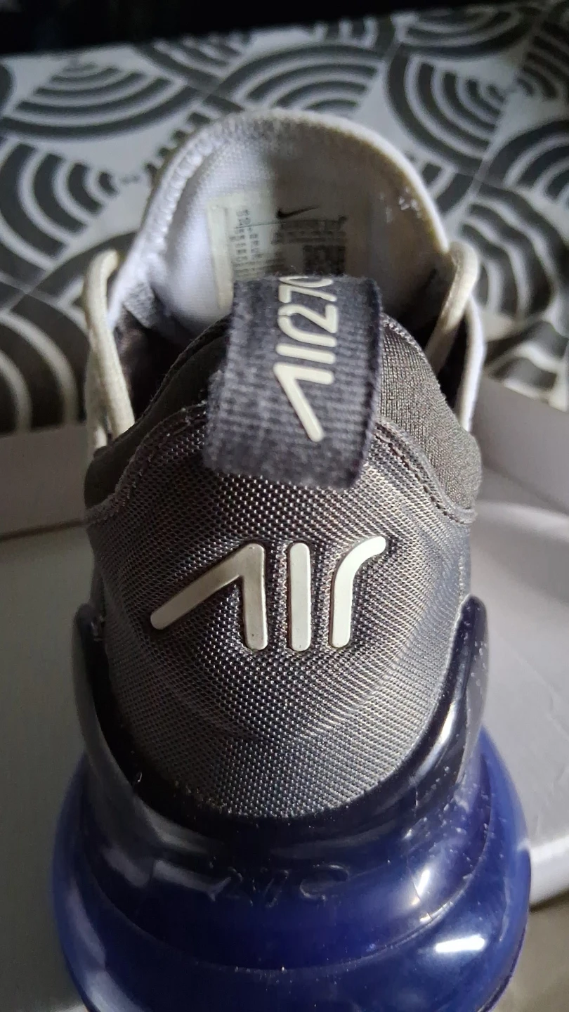 Nike Air Max 270 Men's Shoes - photo 2