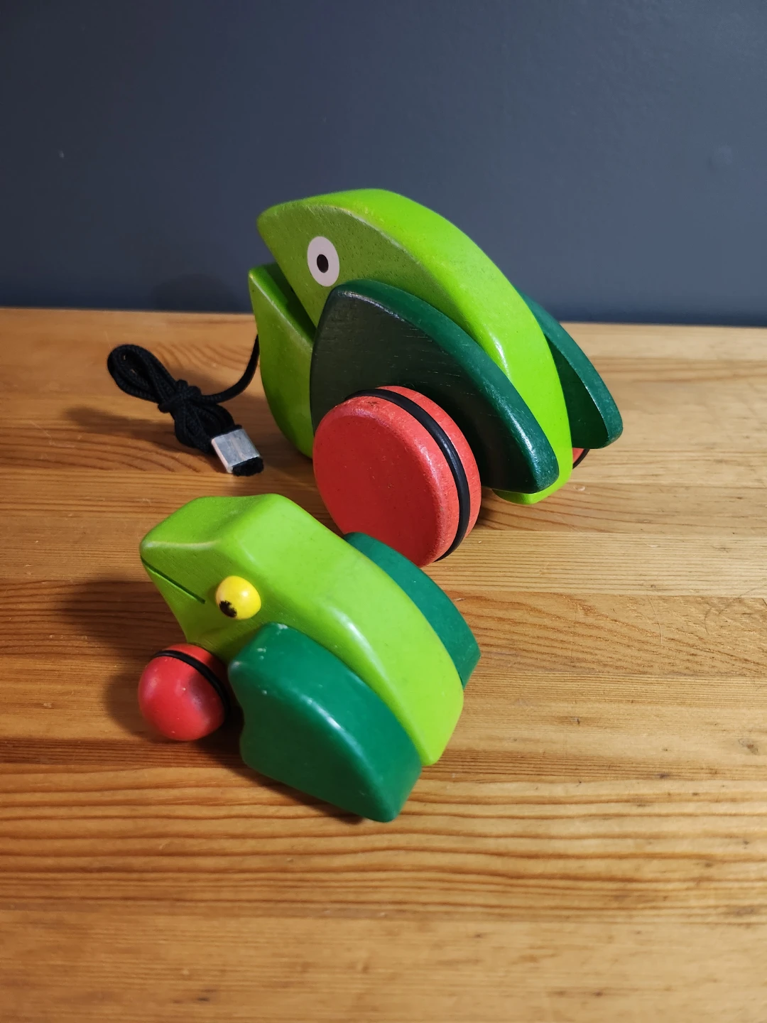 Vintage Wooden Frog Pull and Push Toy Set - photo 4
