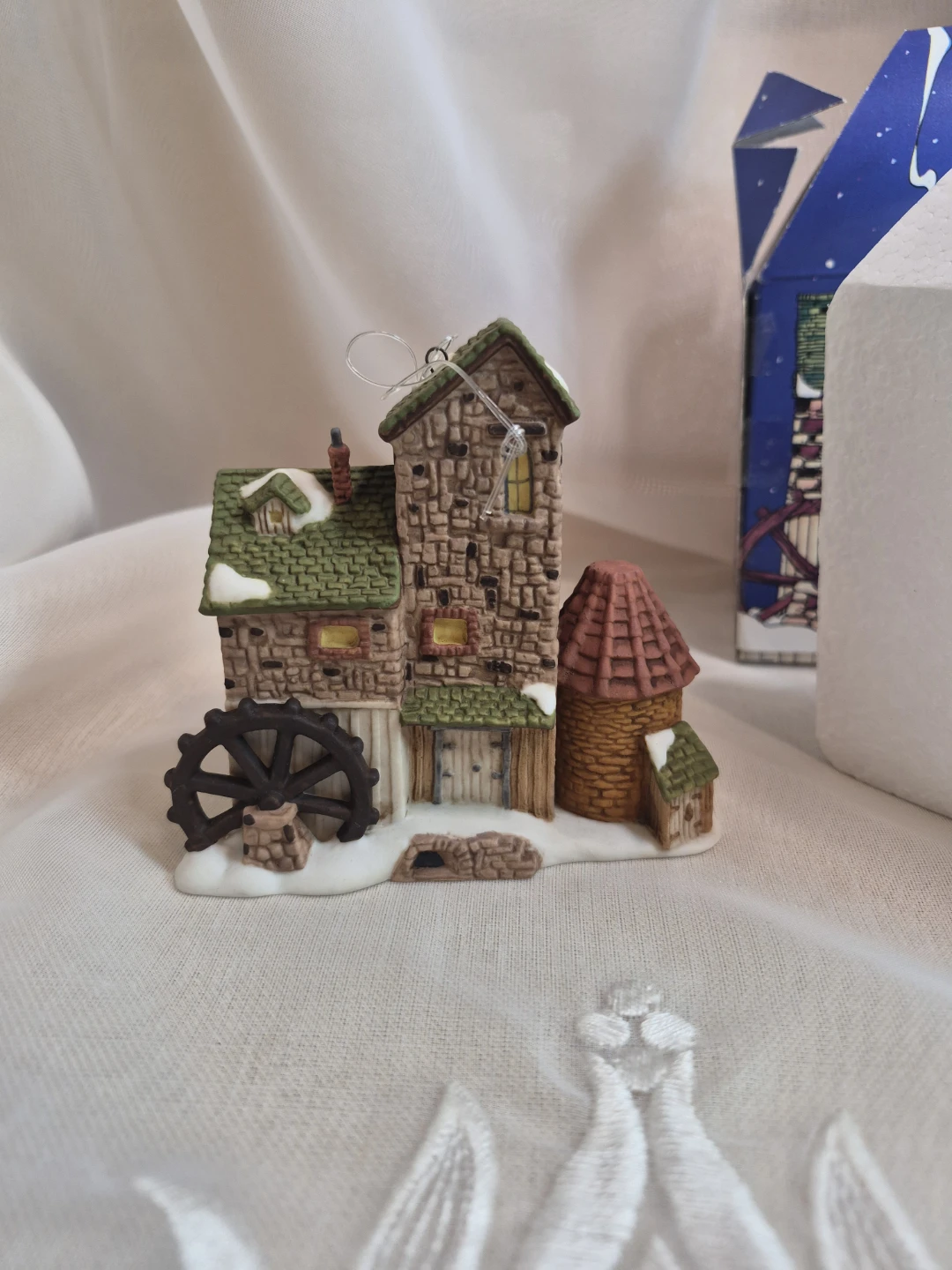 Dept. 56 Heritage Village Series Ornament