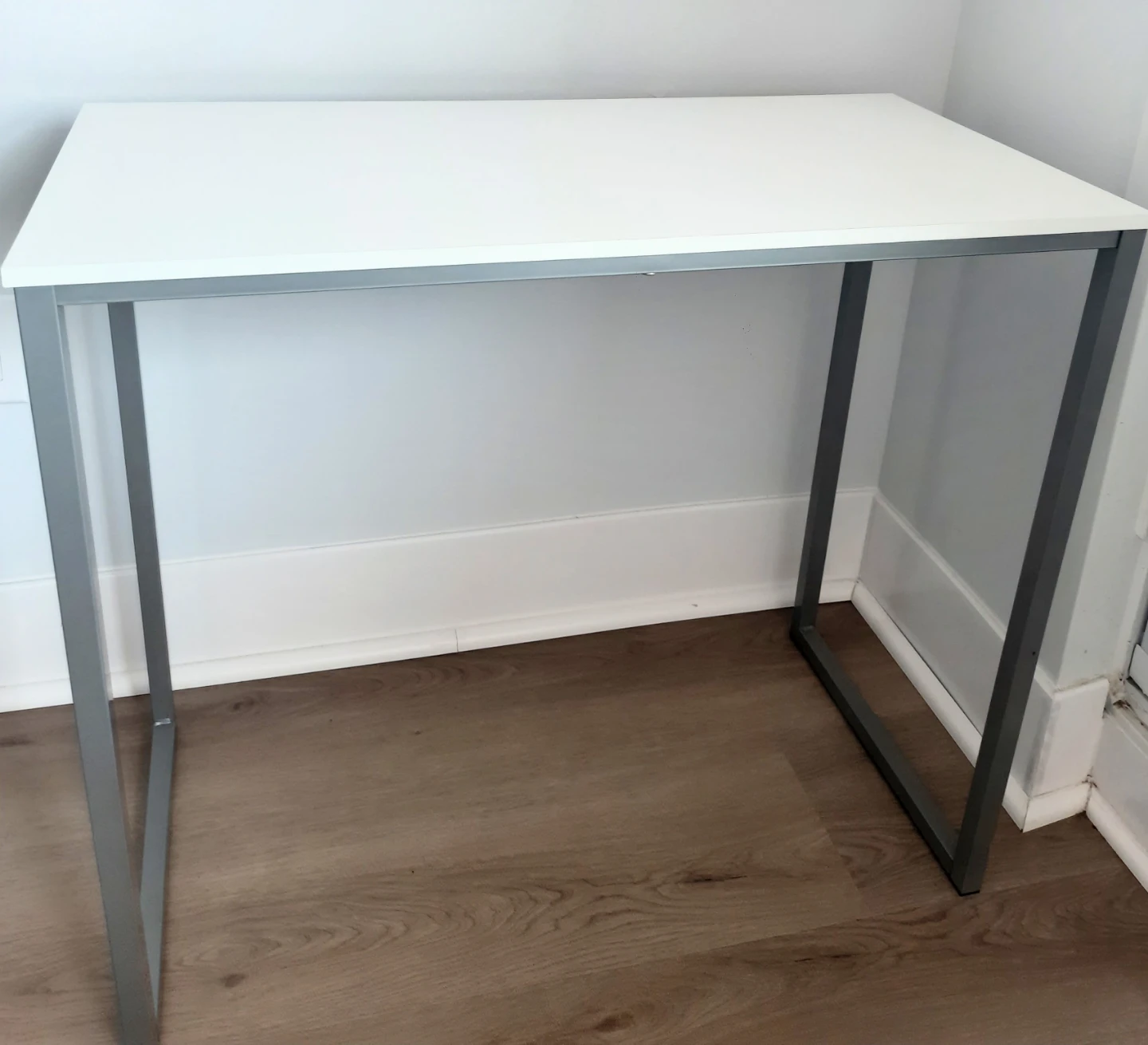 White Desk with Metal Legs