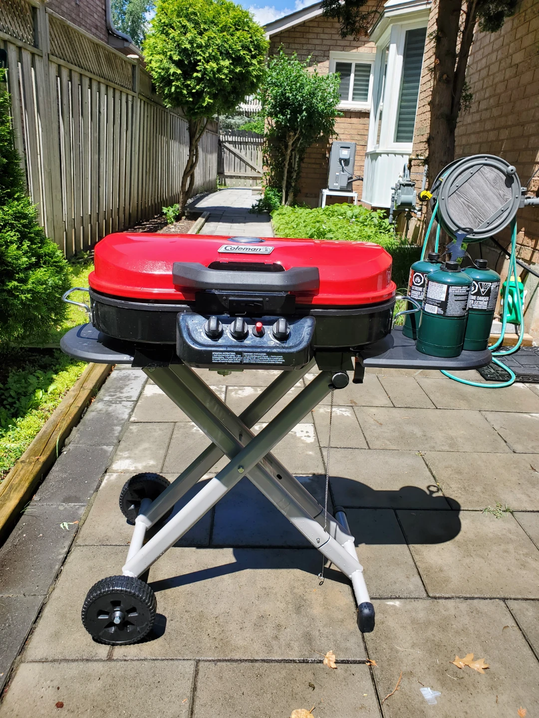Coleman Portable Propane Grill - photo 2