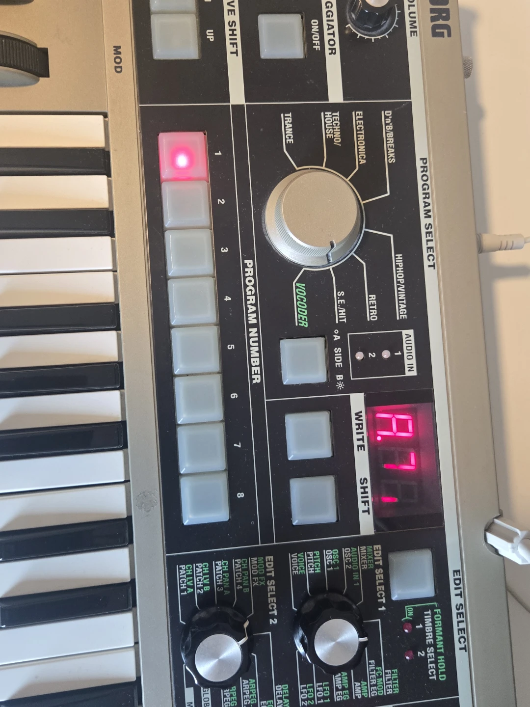 Korg microkorg - photo 3