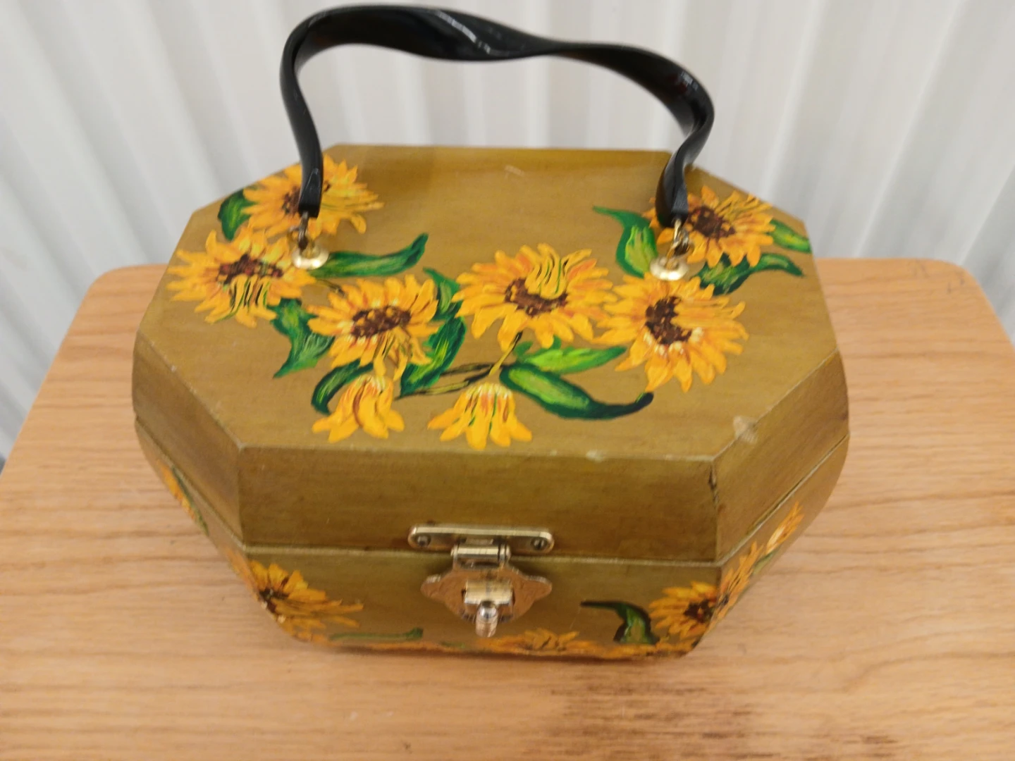 Vintage Wooden Handbag with Sunflower Design - photo 5