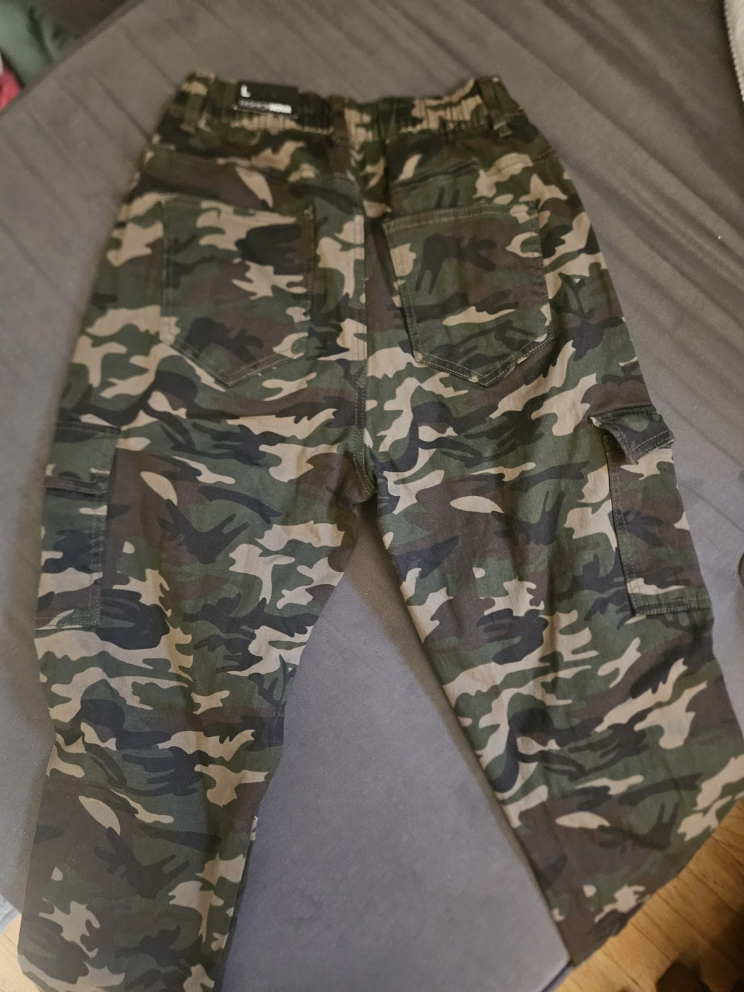 Fashion Nova Camo Cargo Pants Size L - photo 2