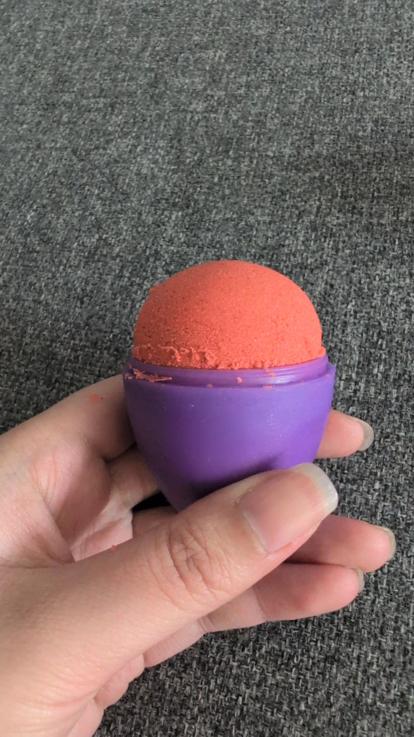 Kinetic sand