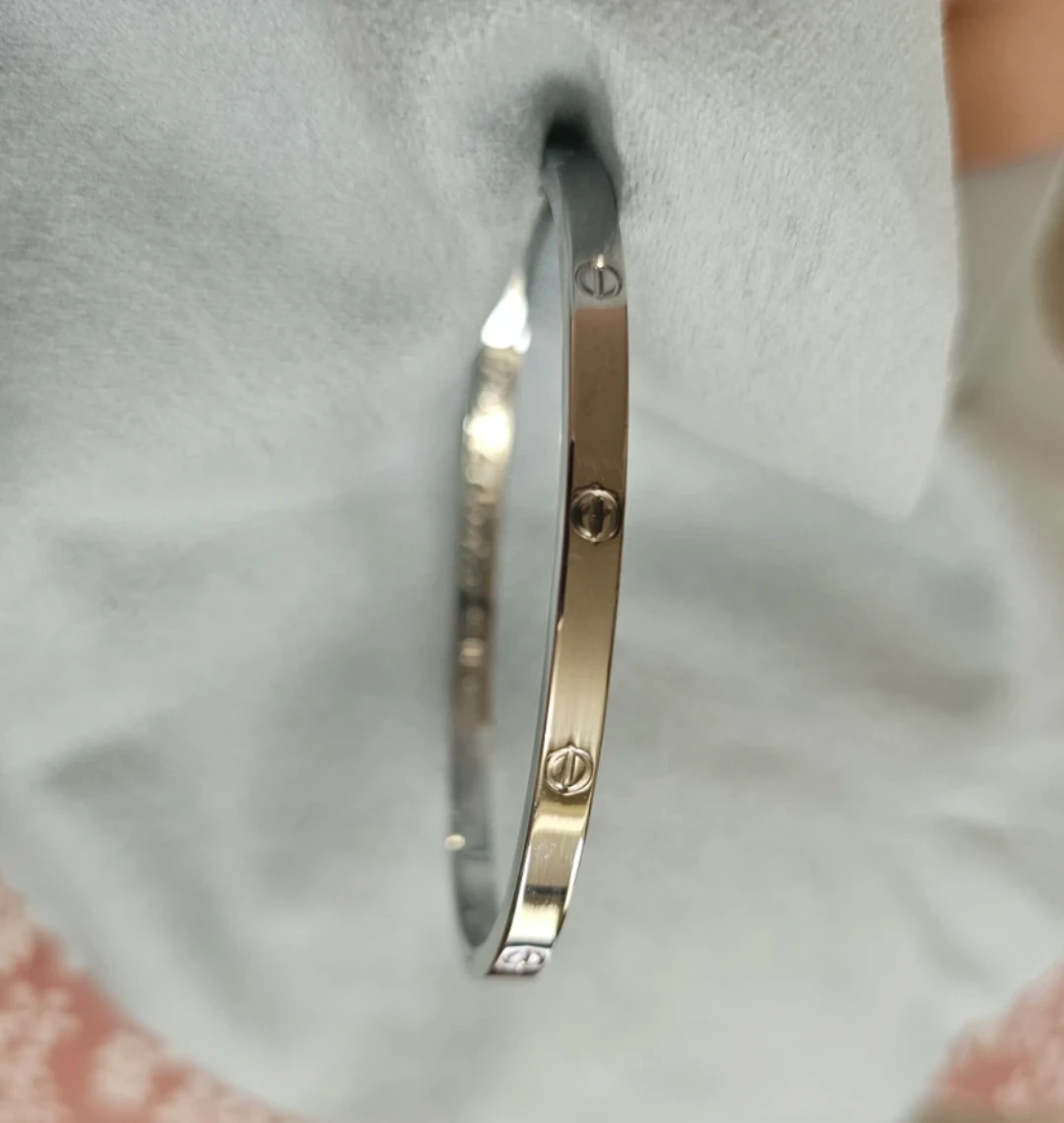 Cartier Love Bracelet Size 17