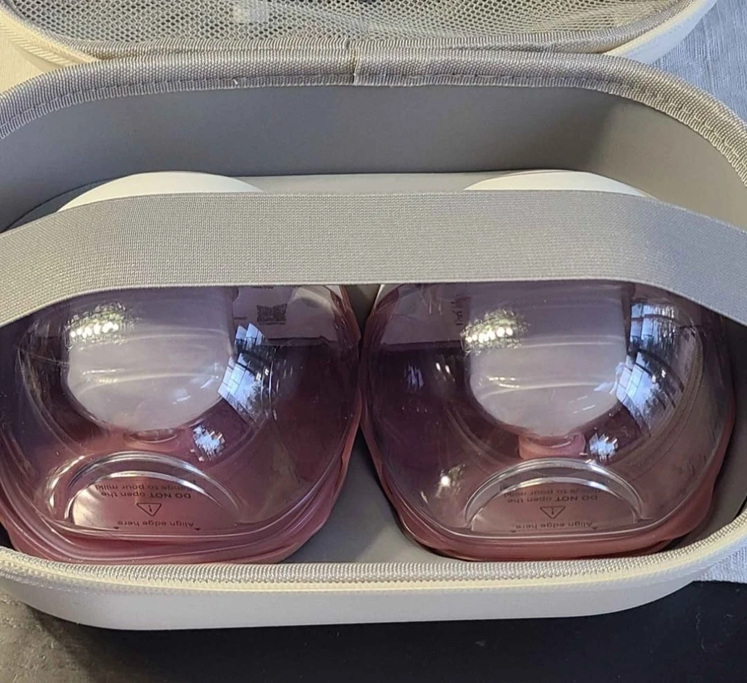 Momcozy Wearable Breast Pump - photo 3