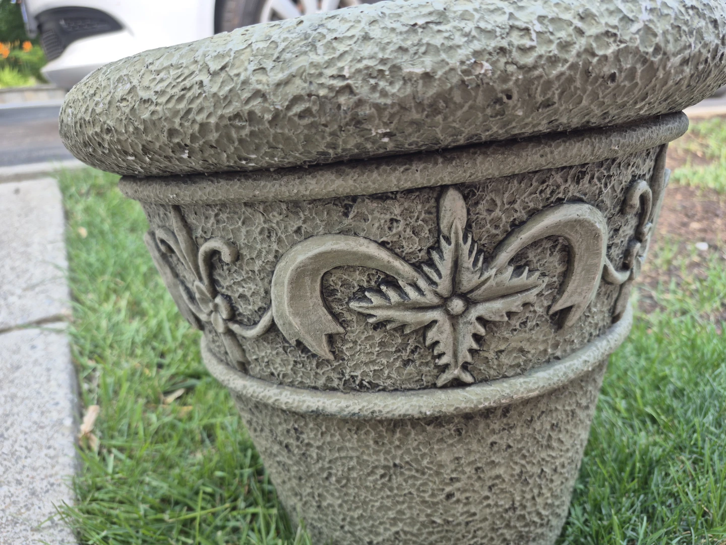 Great Decorative Garden Planter Pot - photo 2