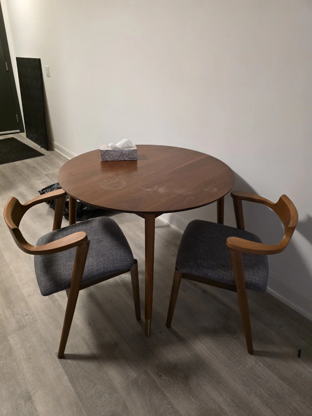 Round Wooden Dining Table with 2 Chairs - photo 2