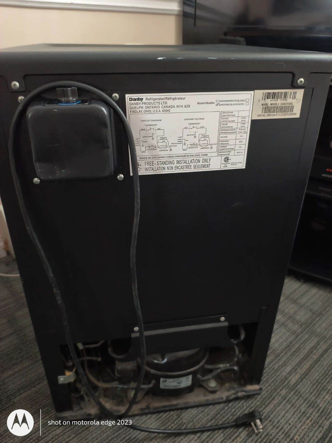 Danby Designer Mini Refrigerator - photo 3