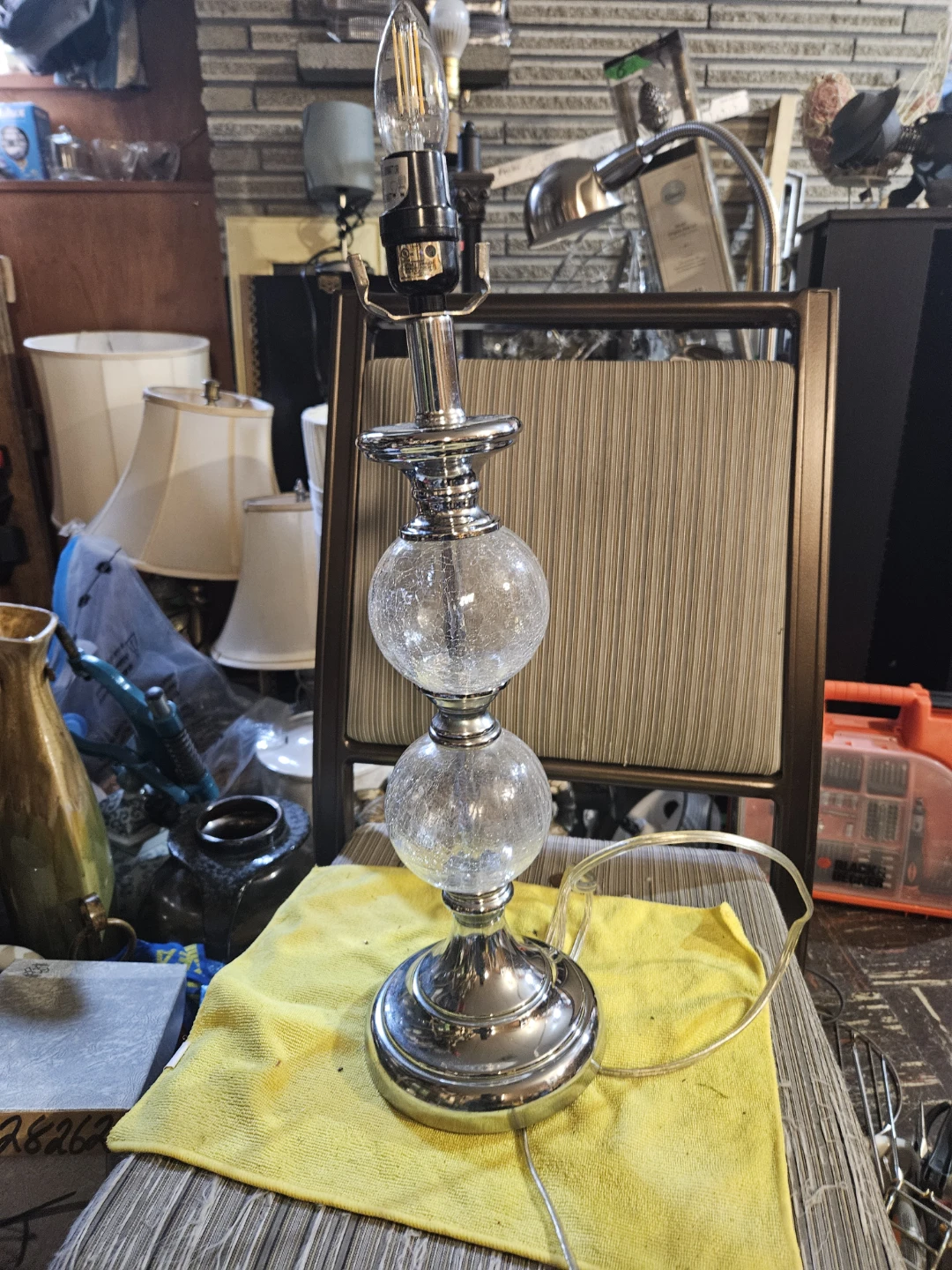 Glass Globe Table Lamp - photo 2