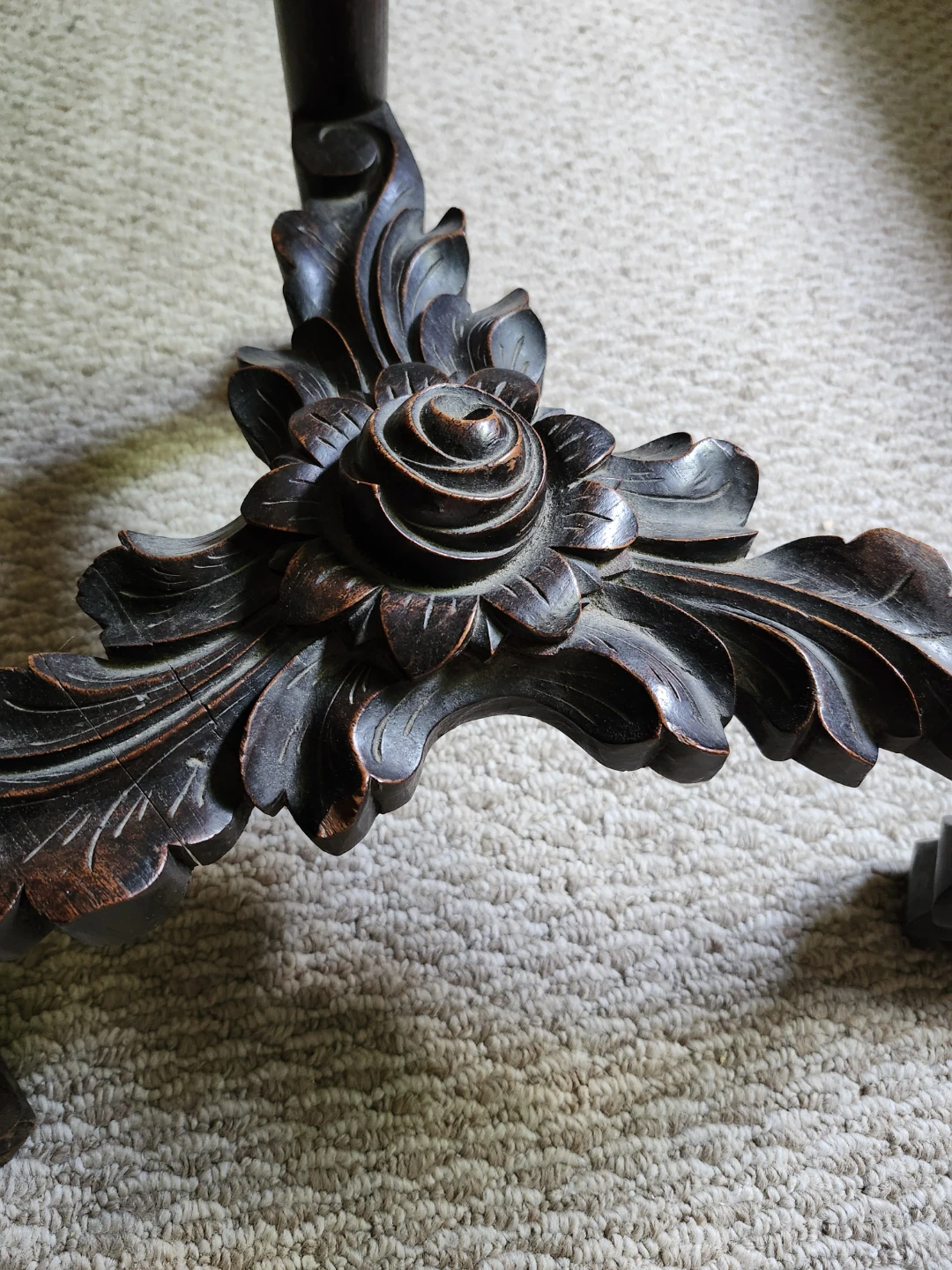Antique Asian side table - photo 5