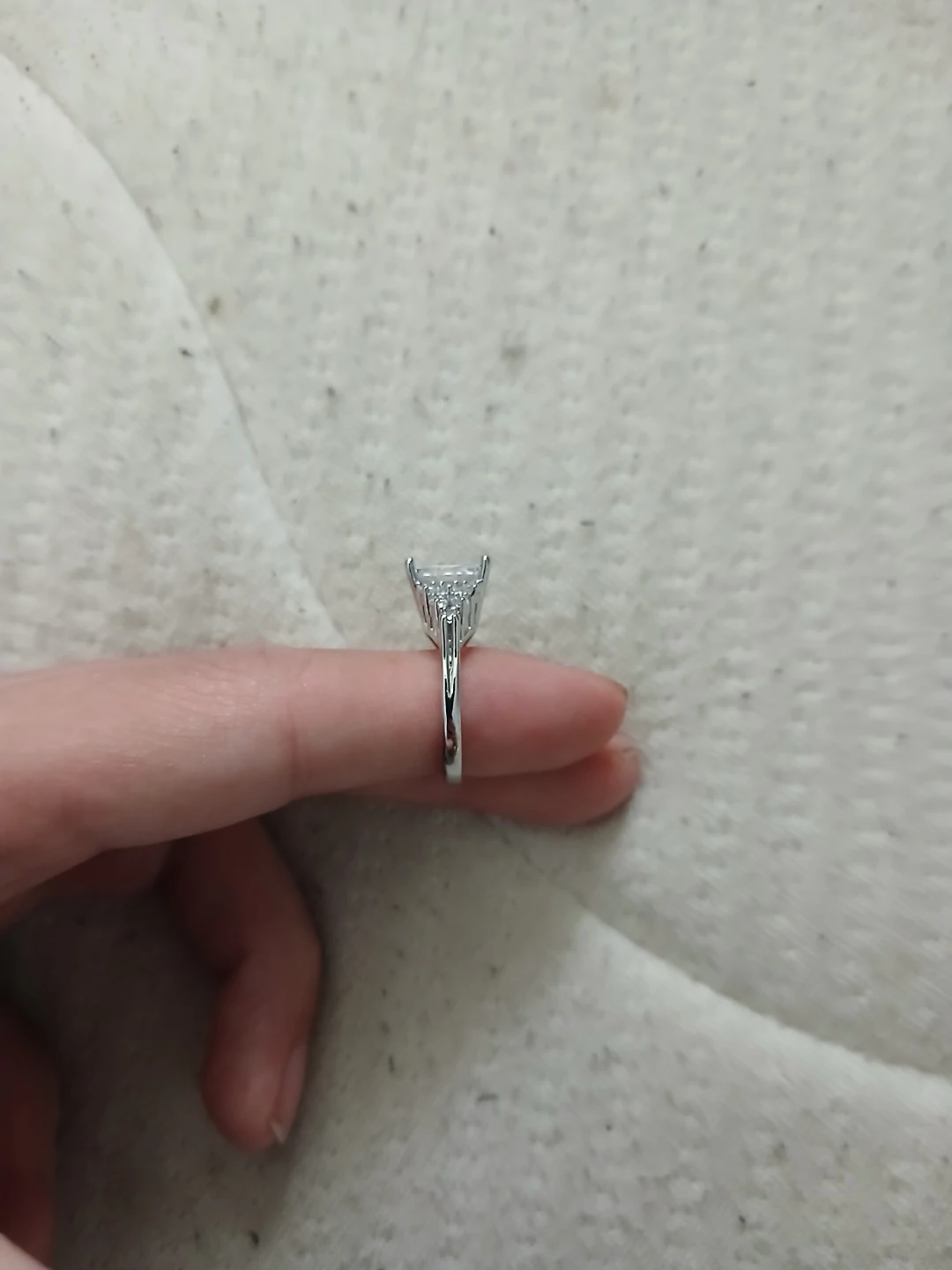 925 Silver & Cubic Zirconia Ring W/ Accent Stones - photo 3