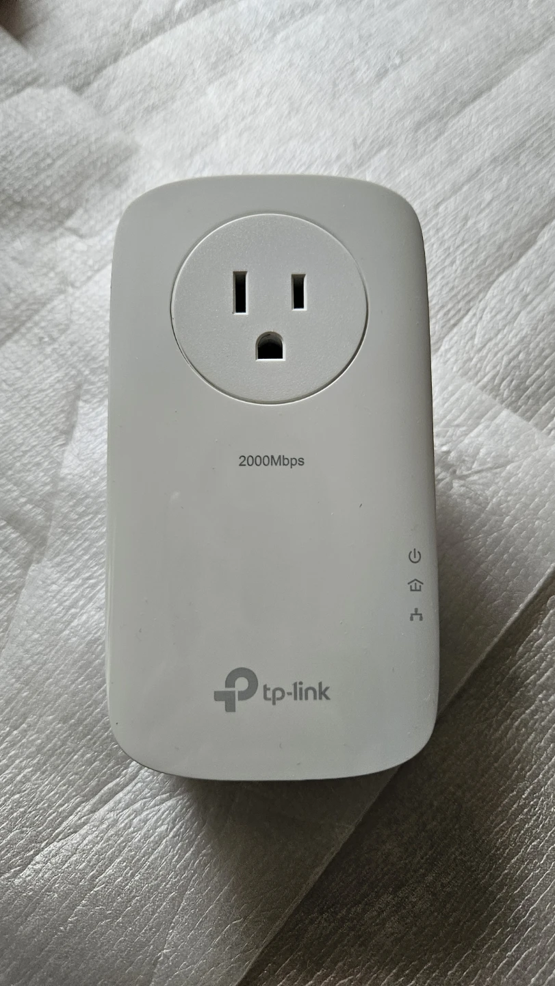 Free TP-Link 2-Port Gigabit Pass-through Powerline Adapter