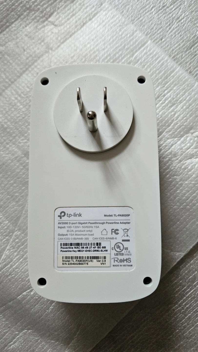 Free TP-Link 2-Port Gigabit Pass-through Powerline Adapter - photo 2