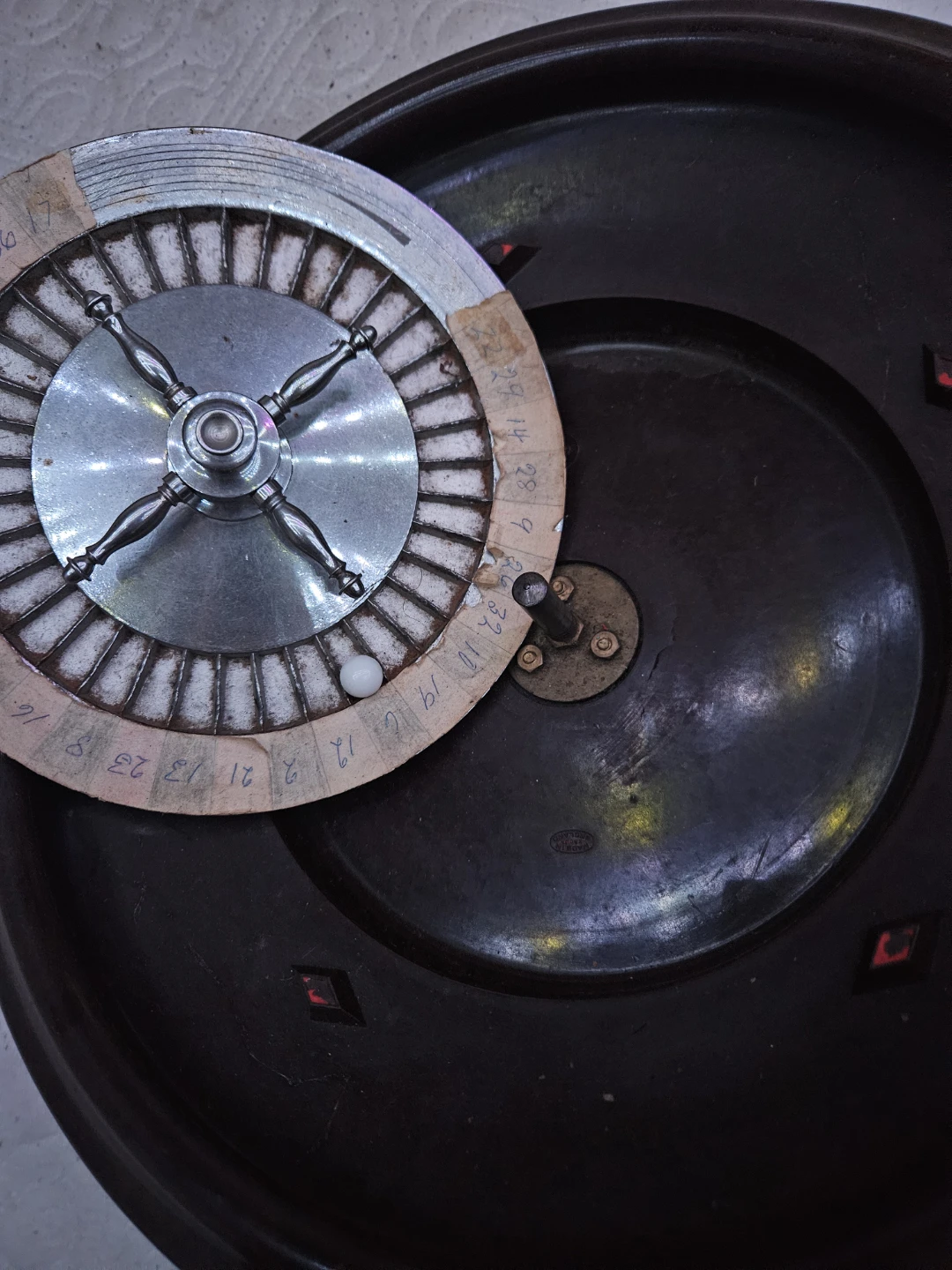Antique Roulette Wheel - photo 3