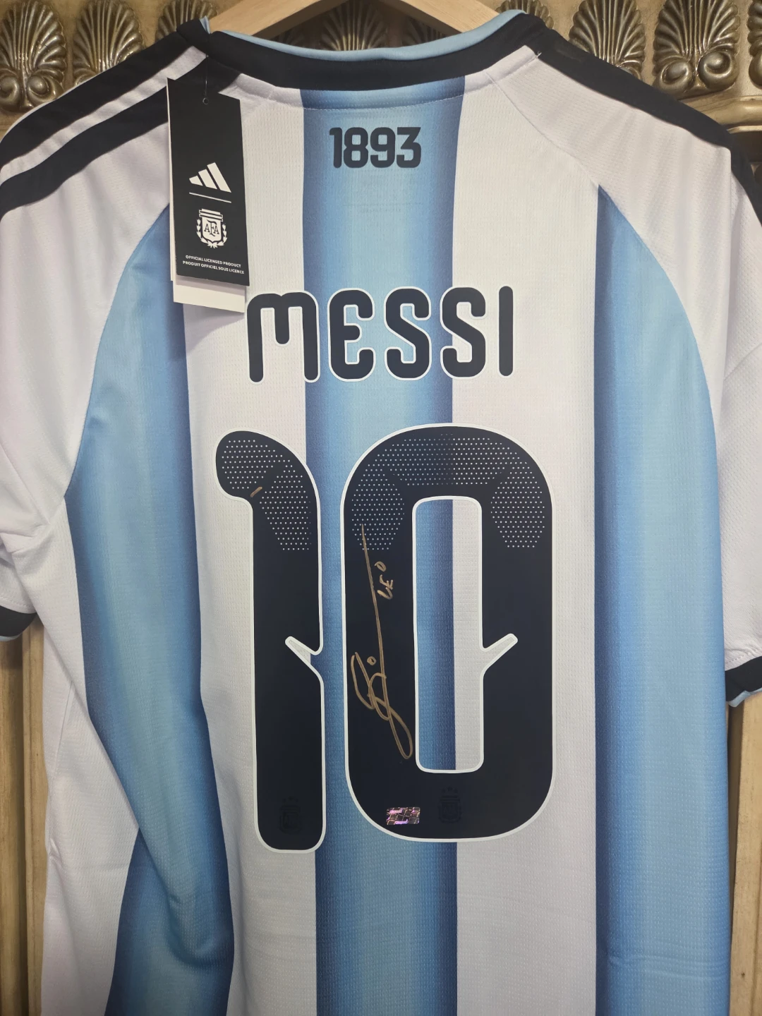 Lionel Messi autographed team Argentina world cup jersey.